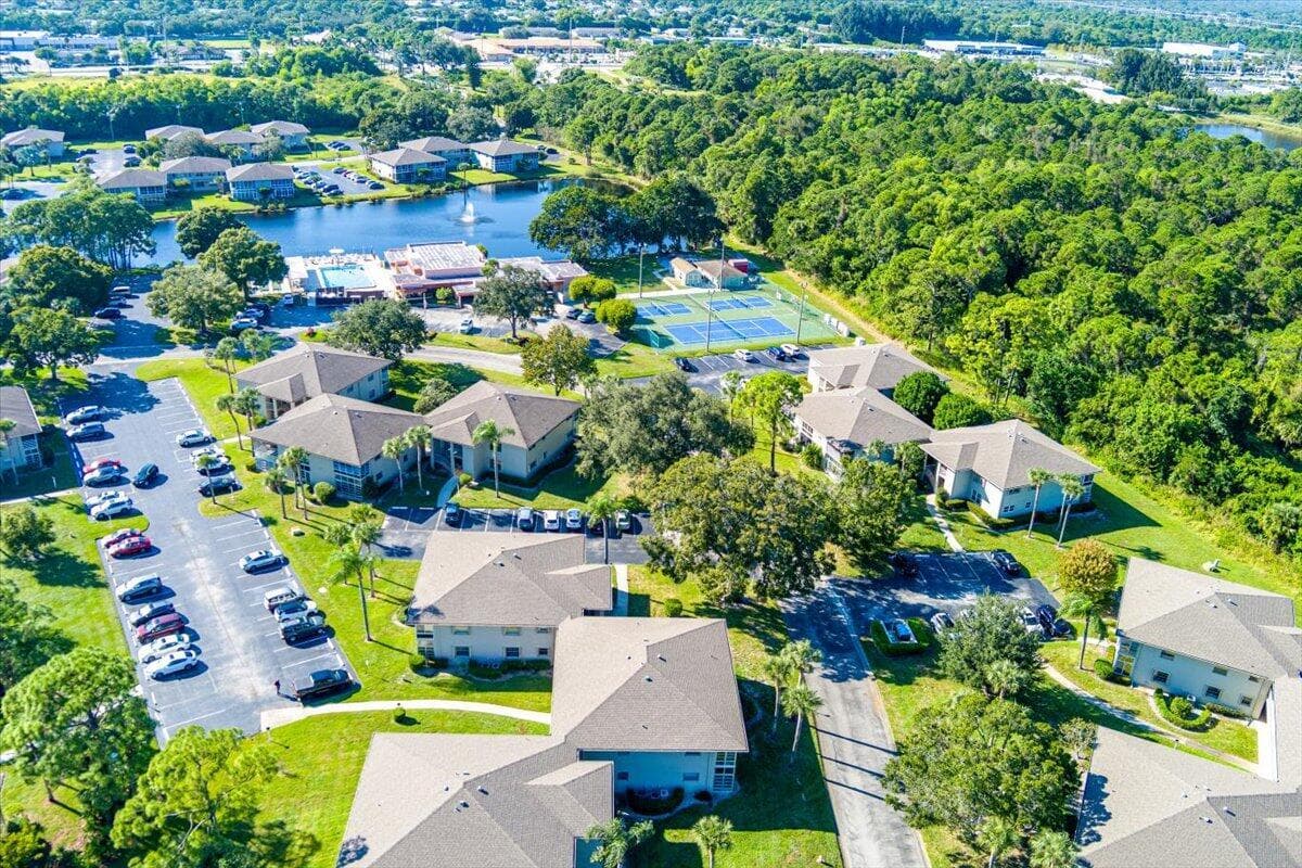 28 Lake Vista Trail 105, Port St. Lucie, FL 34952 — photo 21 of 26