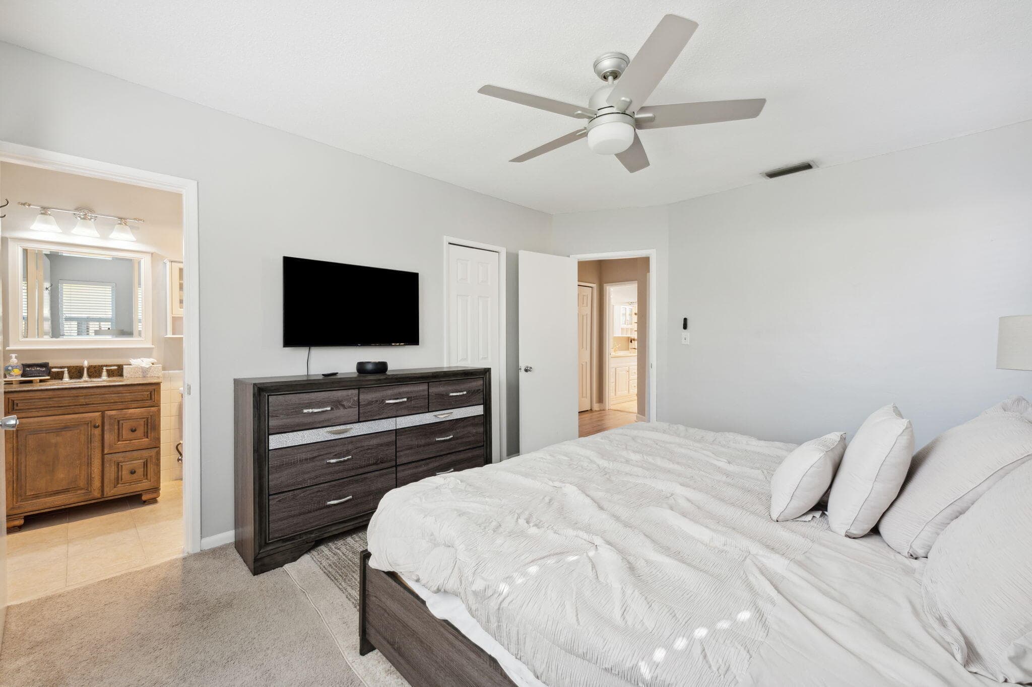 428 SE 2nd Street, Deerfield Beach, FL 33441 — photo 19 of 47