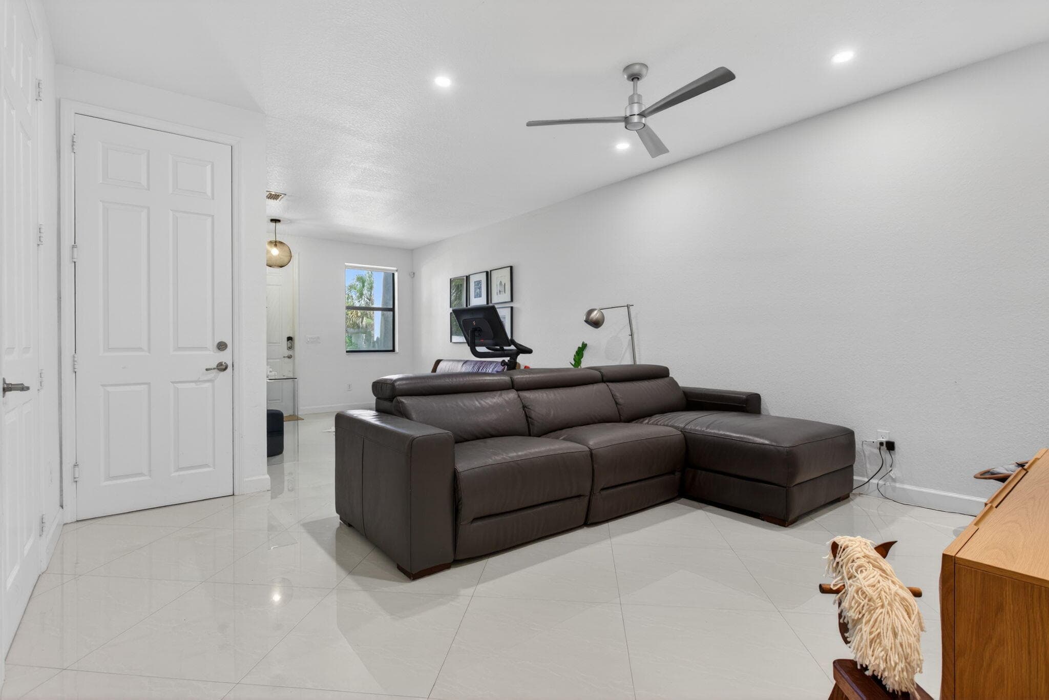4012 Devenshire Court, Coconut Creek, FL 33073 — photo 7 of 35