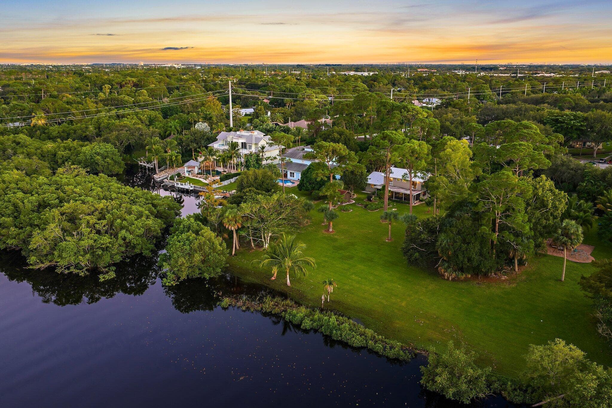 6035 N 180th St Street N, Jupiter, FL 33458 — photo 2 of 46