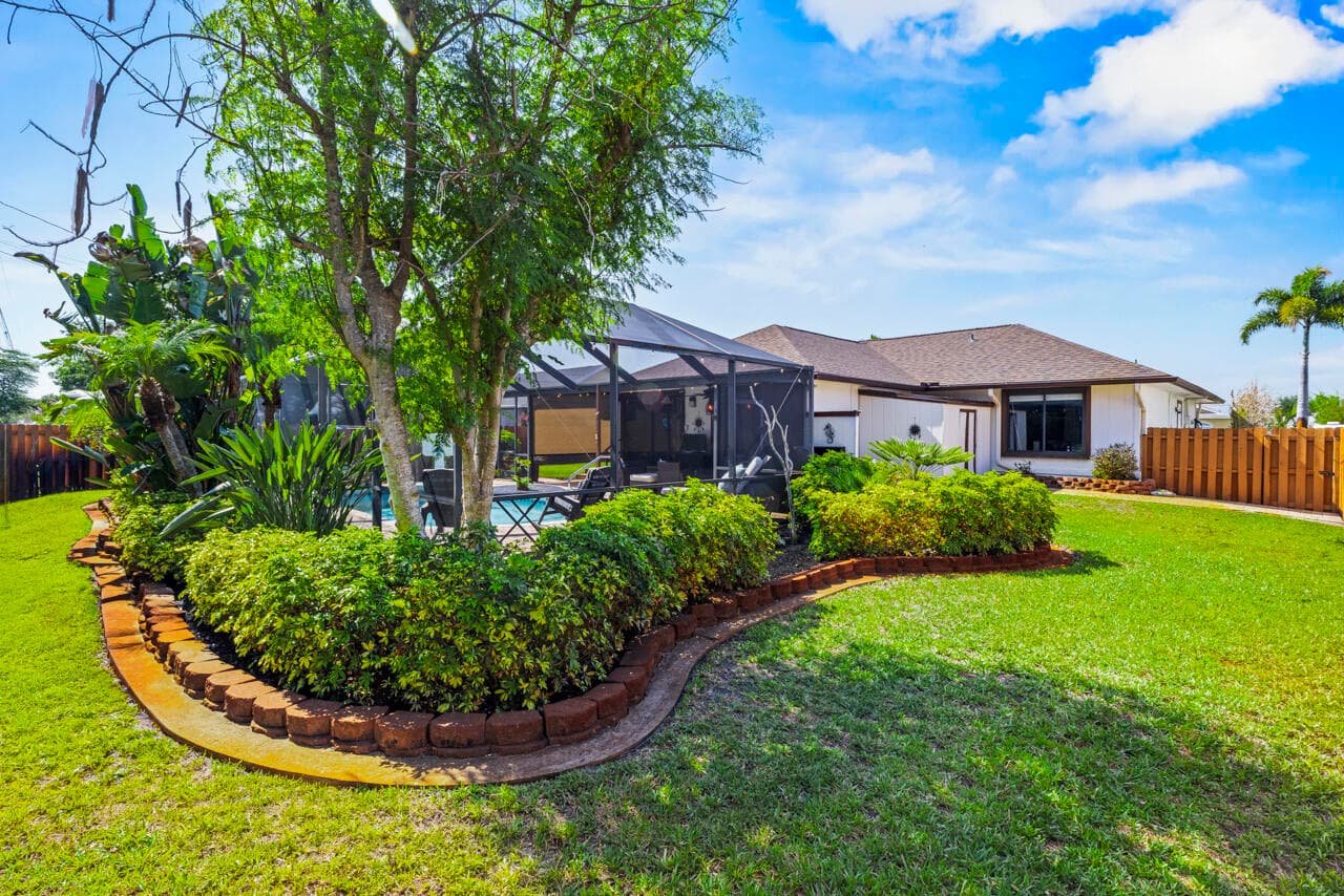 686 SW Hoffenberg Avenue, Port St. Lucie, FL 34953 — photo 38 of 40