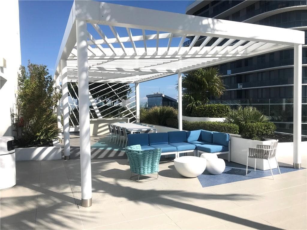 45 SW 9th Street 3707, Miami, FL 33130 — photo 31 of 31