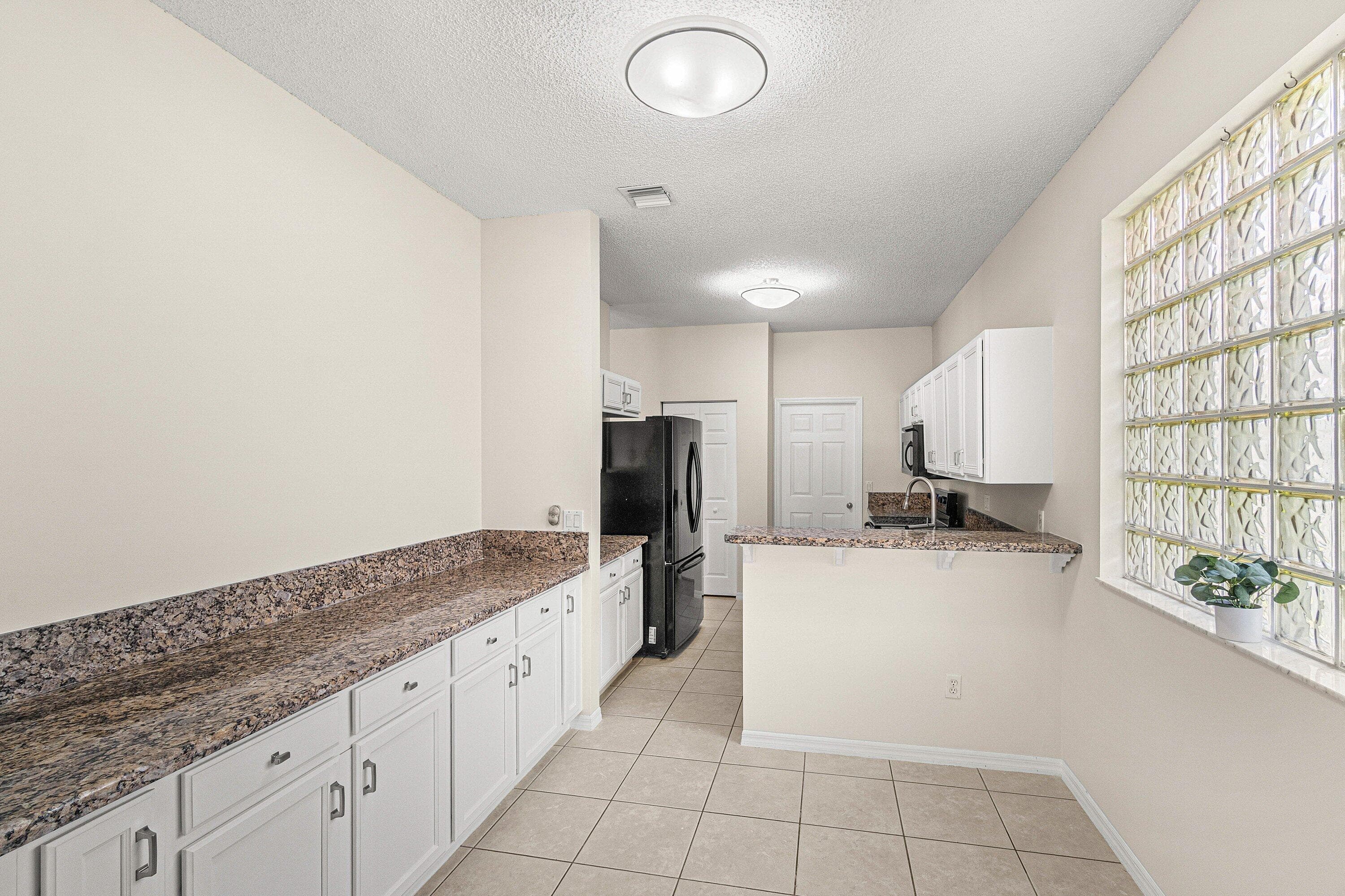 10817 Fillmore Drive, Boynton Beach, FL 33437 — photo 9 of 39
