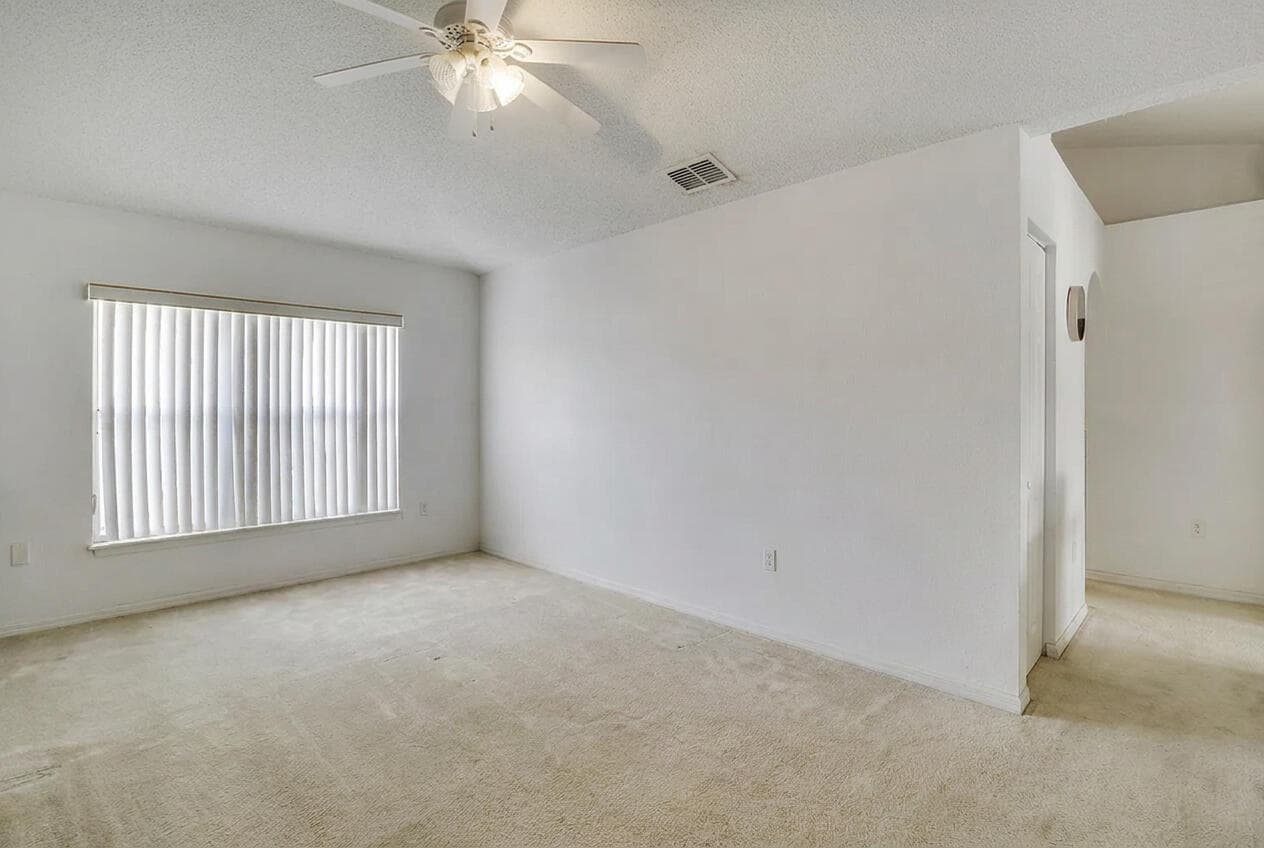 702 SE Lighthouse Avenue SE, Port St. Lucie, FL 34983 — photo 31 of 46