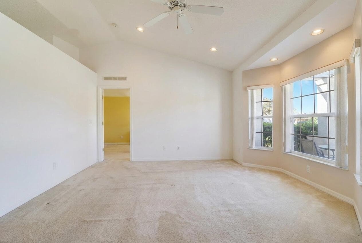 702 SE Lighthouse Avenue SE, Port St. Lucie, FL 34983 — photo 41 of 46