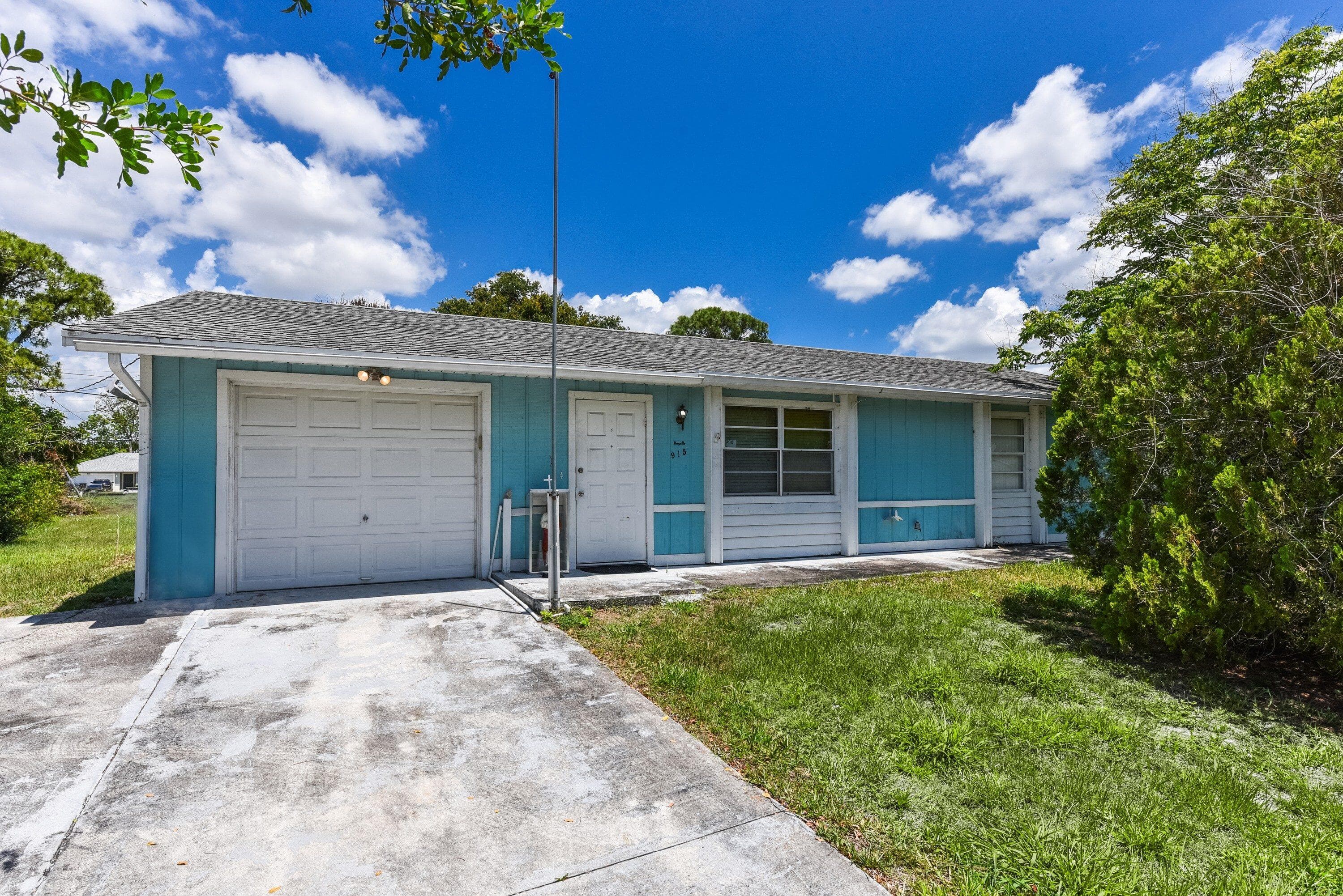 915 SW John Maccormack Terrace, Port St. Lucie, FL 34953 — photo