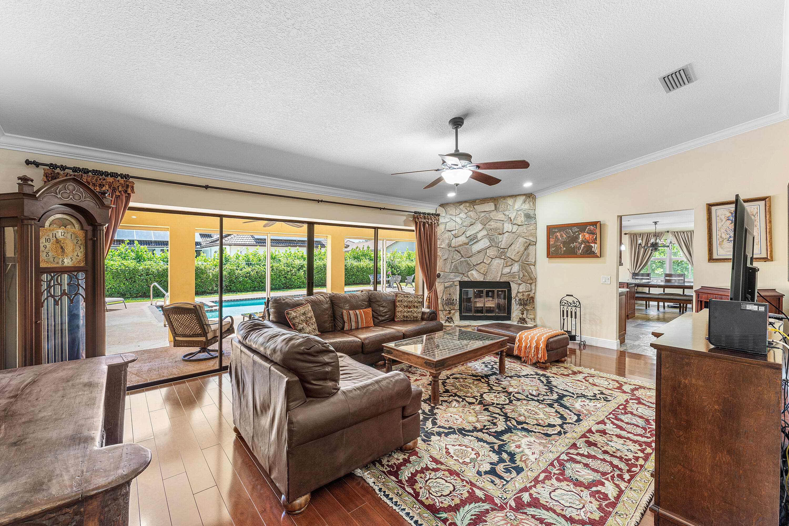 2099 Greenview Cove Drive, Wellington, FL 33414 — photo 13 of 57