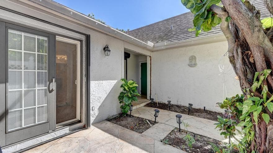 6660 Canary Palm Circle, Boca Raton, FL 33433 — photo 8 of 53
