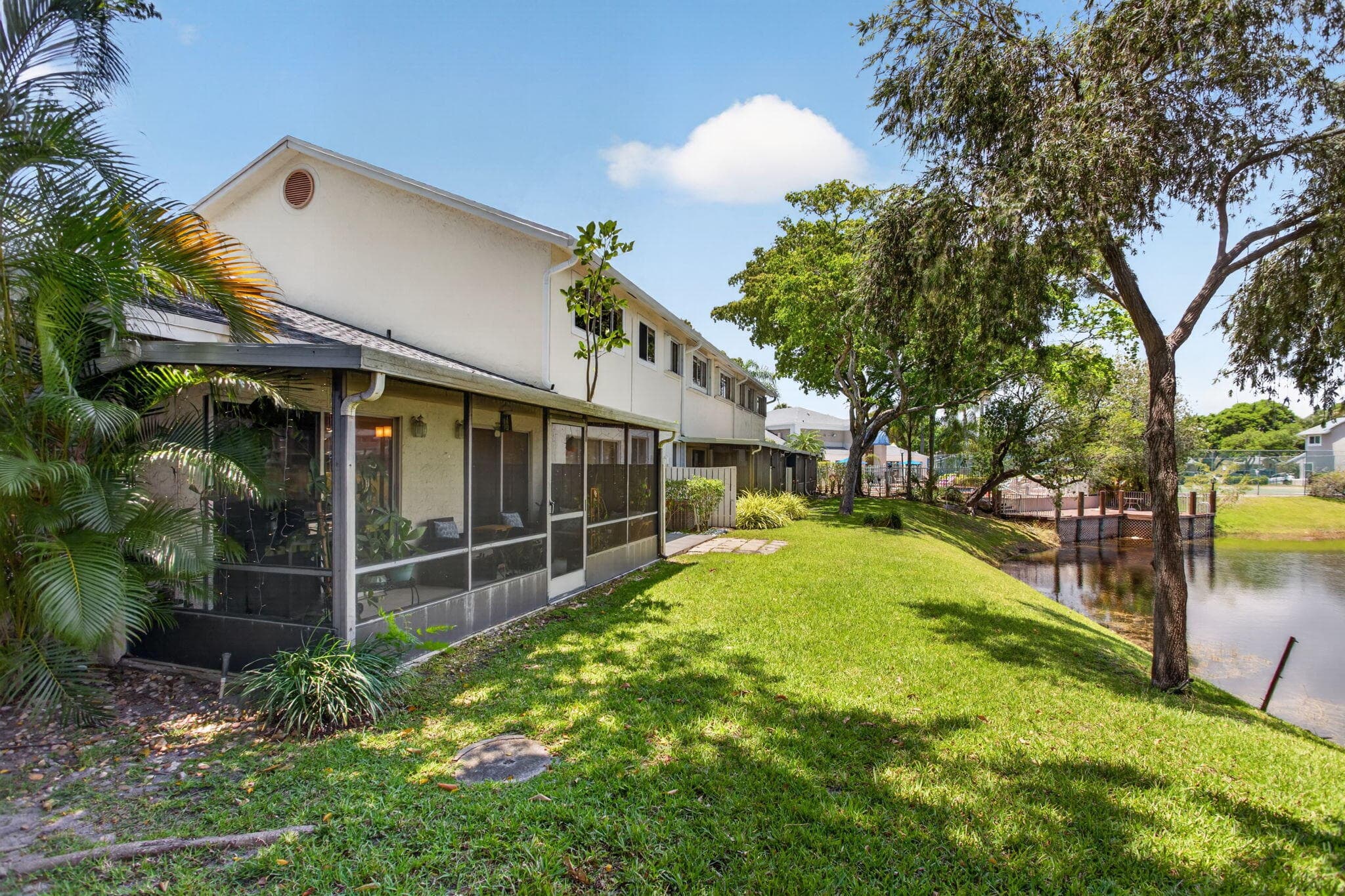 1921 Discovery Circle E, Deerfield Beach, FL 33442 — photo 3 of 44