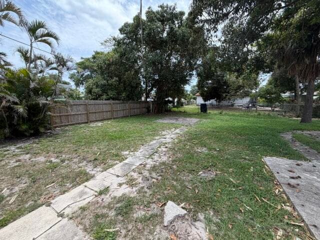 1360 10th Street, West Palm Beach, FL 33401 — photo 34 of 38