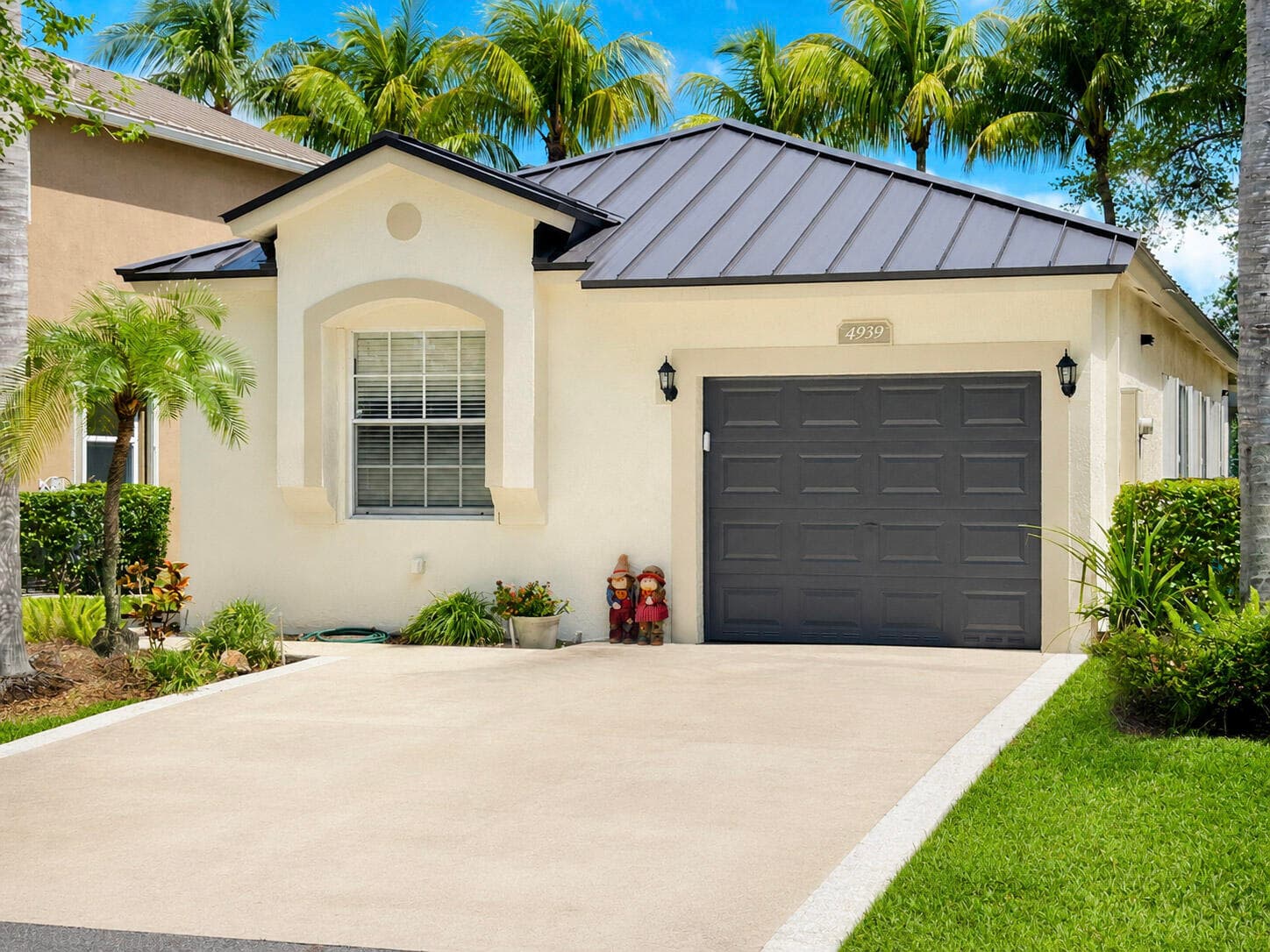 4939 Pelican Street, Coconut Creek, FL 33073 — photo 9 of 32