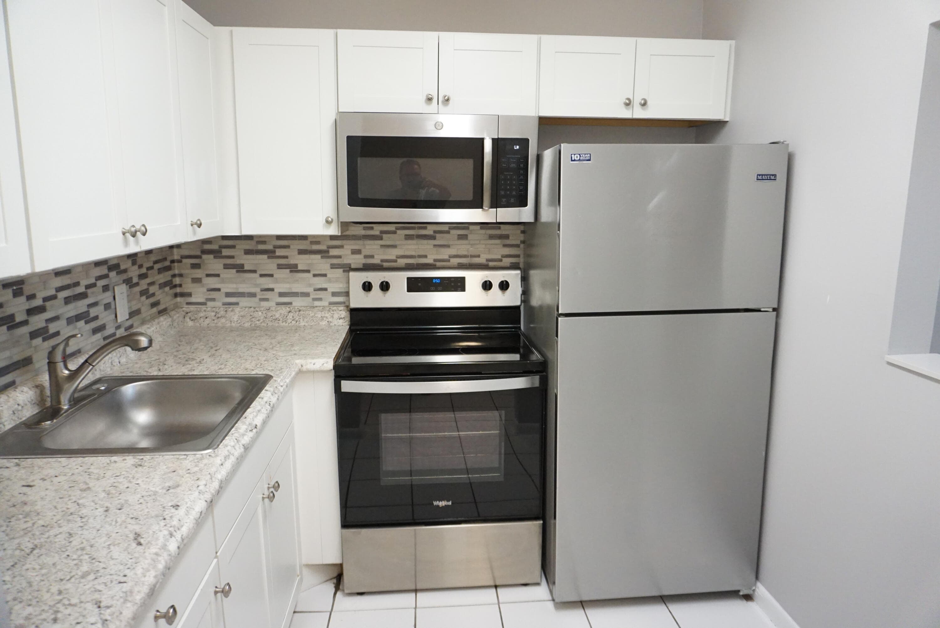 294 Chatham O, West Palm Beach, FL 33417 — photo 5 of 18