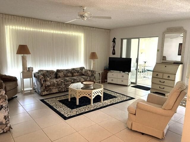 1350 High Point Way Way SE D, Delray Beach, FL 33445 — photo 12 of 47