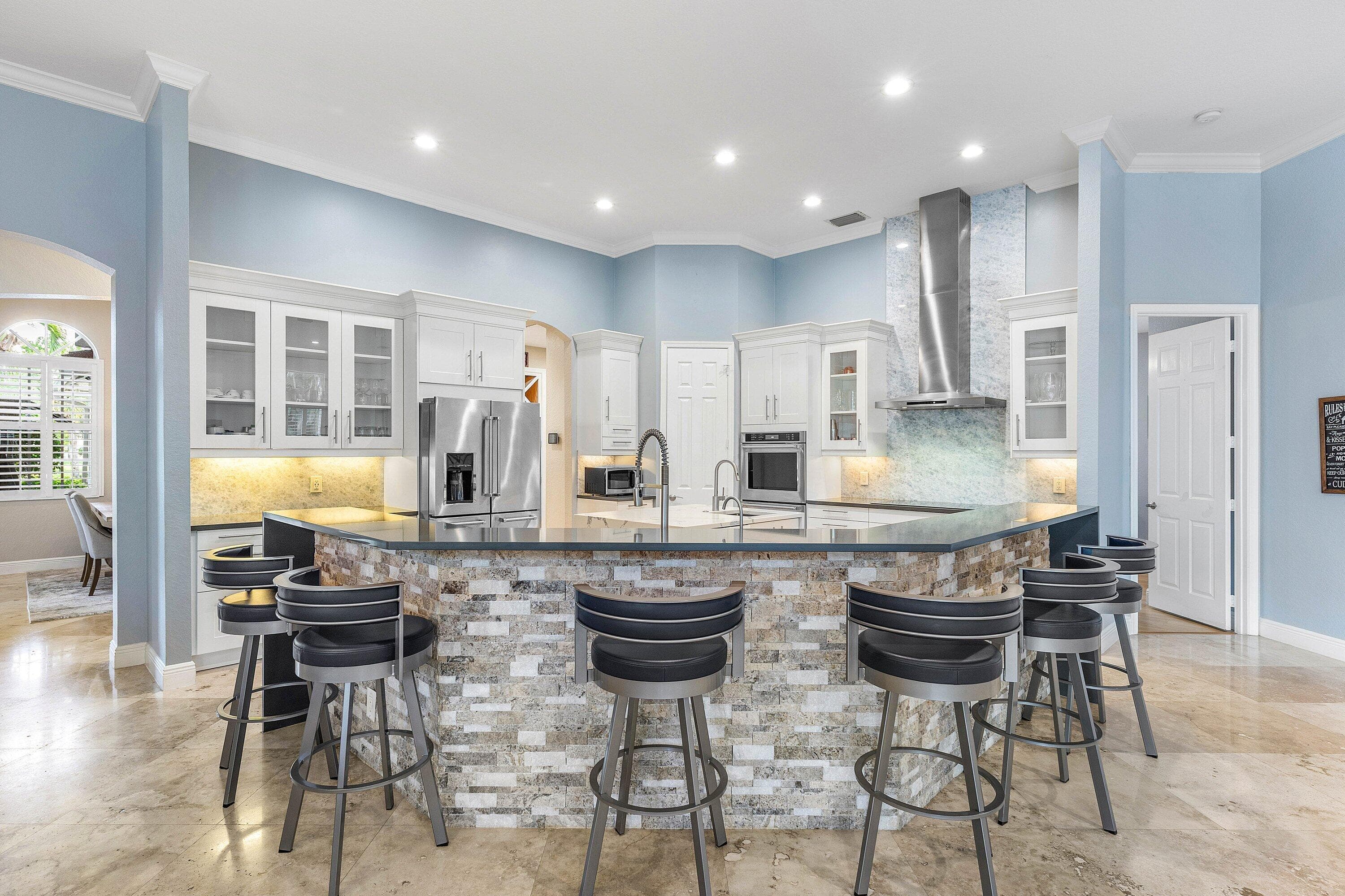 4675 Manderly Drive, Wellington, FL 33449 — photo 8 of 29