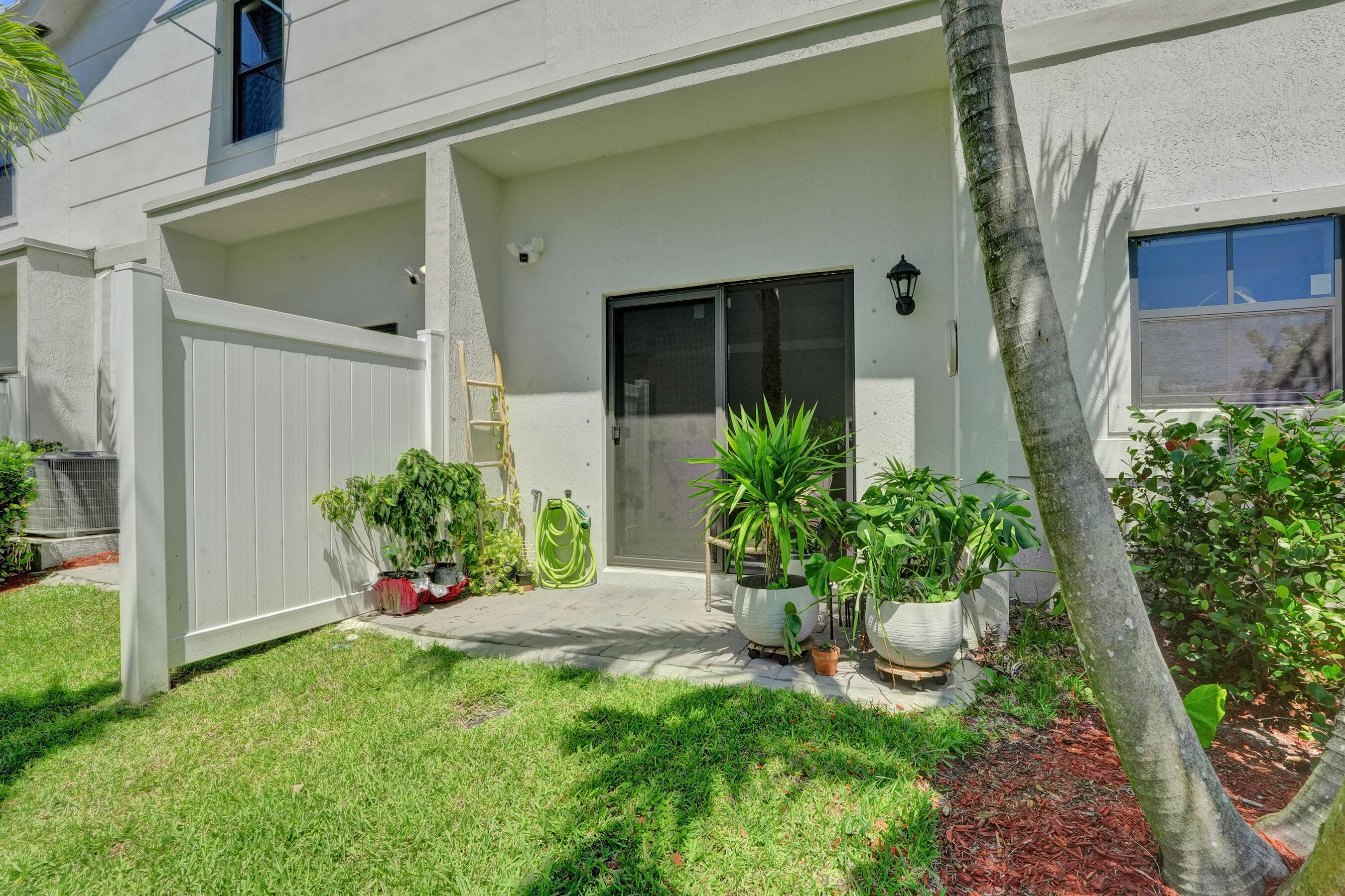 975 NW 3rd Terrace, Pompano Beach, FL 33060 — photo 27 of 36