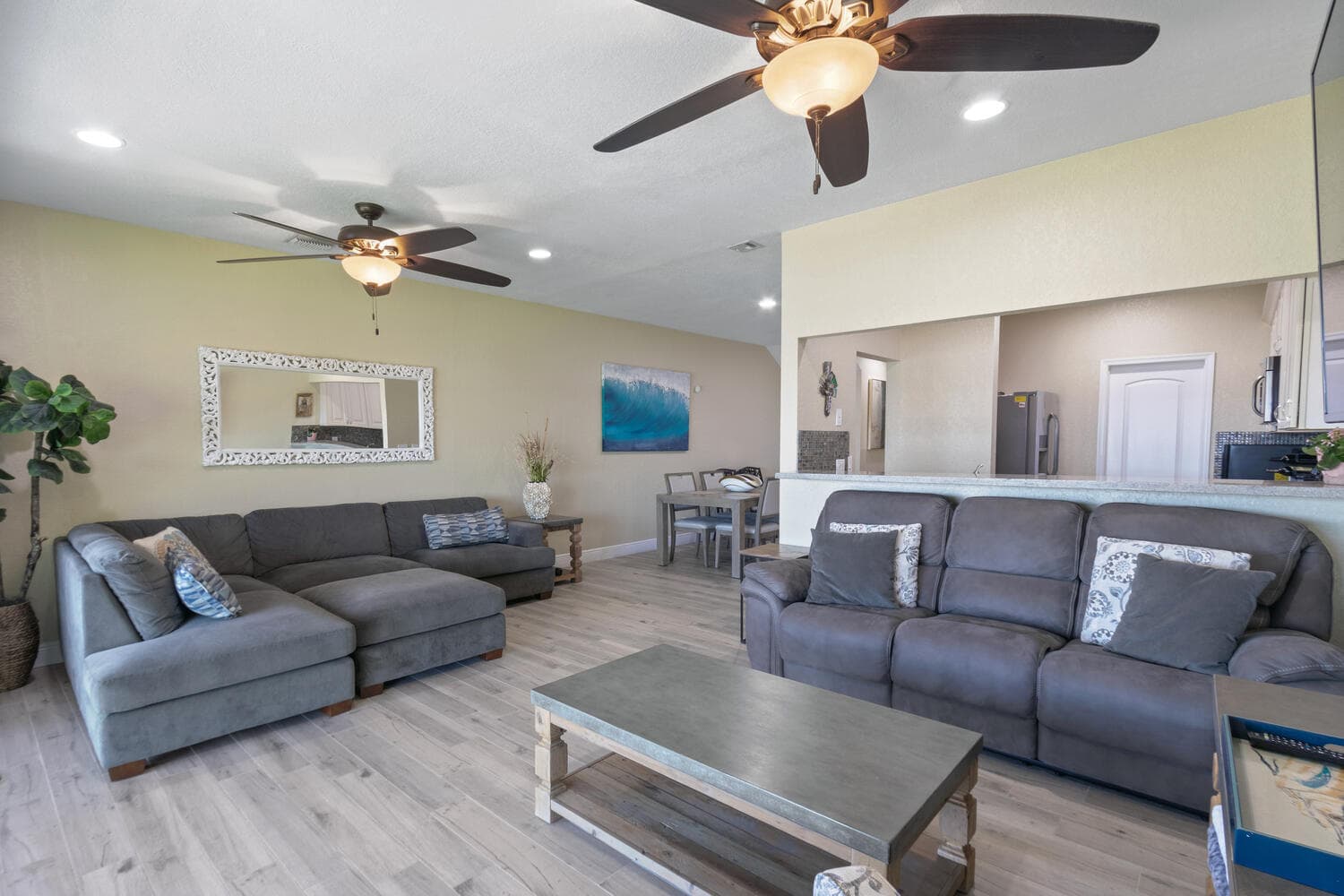 316 N Lake Drive, Lantana, FL 33462 — photo 5 of 56