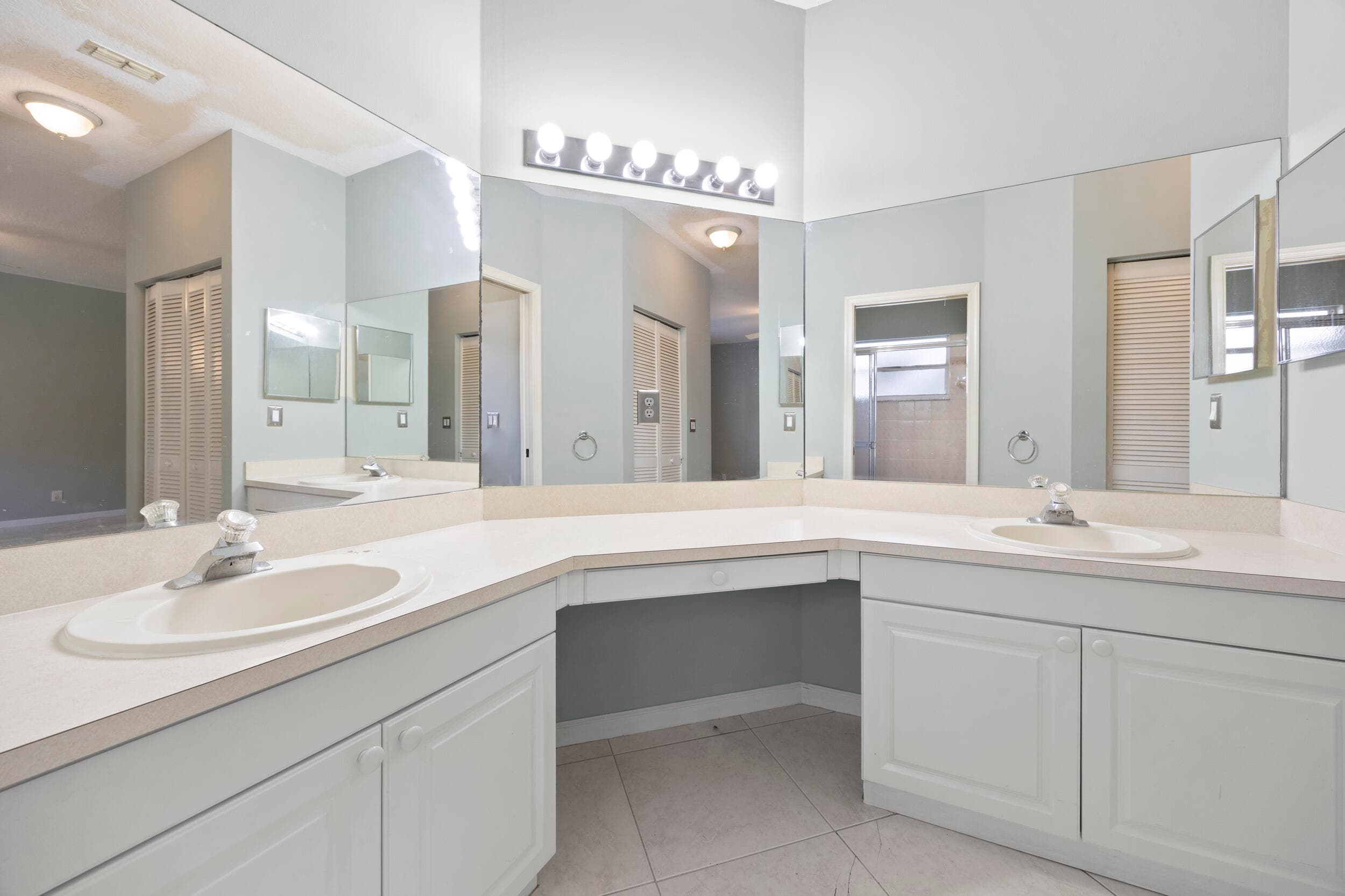 105 Monterey Way, Royal Palm Beach, FL 33411 — photo 34 of 72