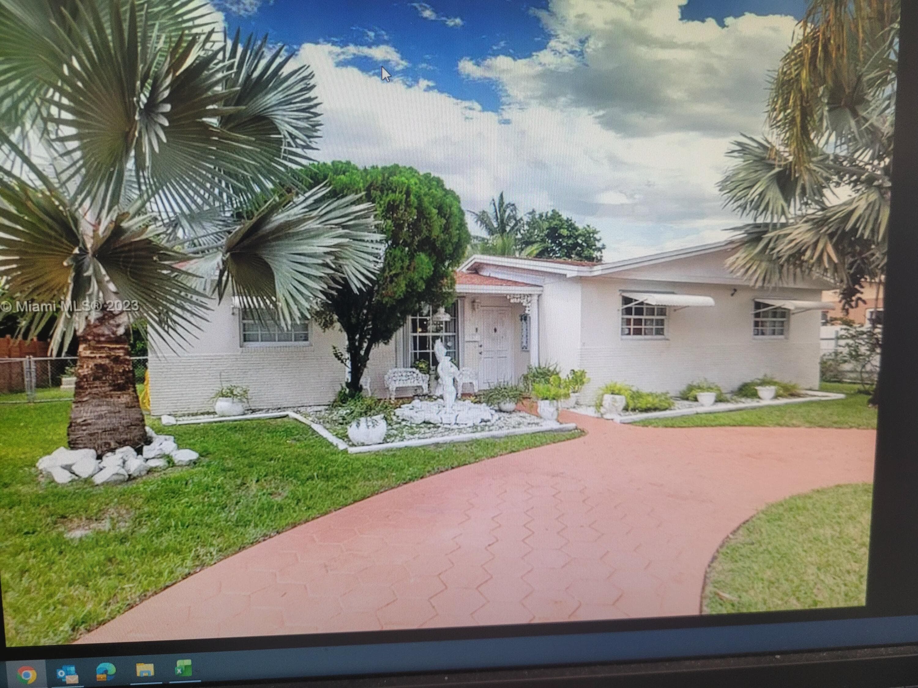 830 NW 200th Terrace, Miami Gardens, FL 33169 — photo
