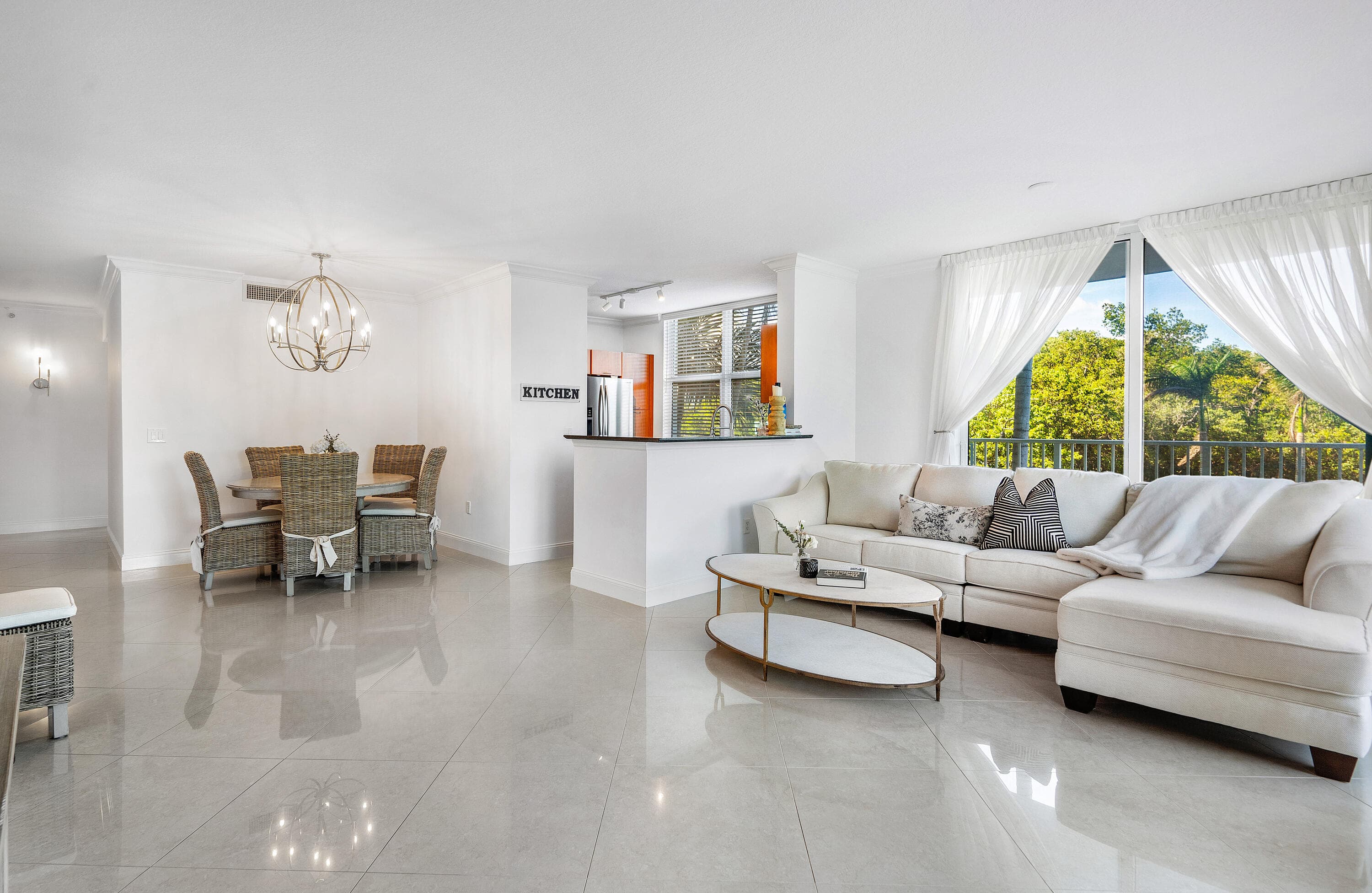700 E Boynton Beach Boulevard 202, Boynton Beach, FL 33435 — photo 3 of 23