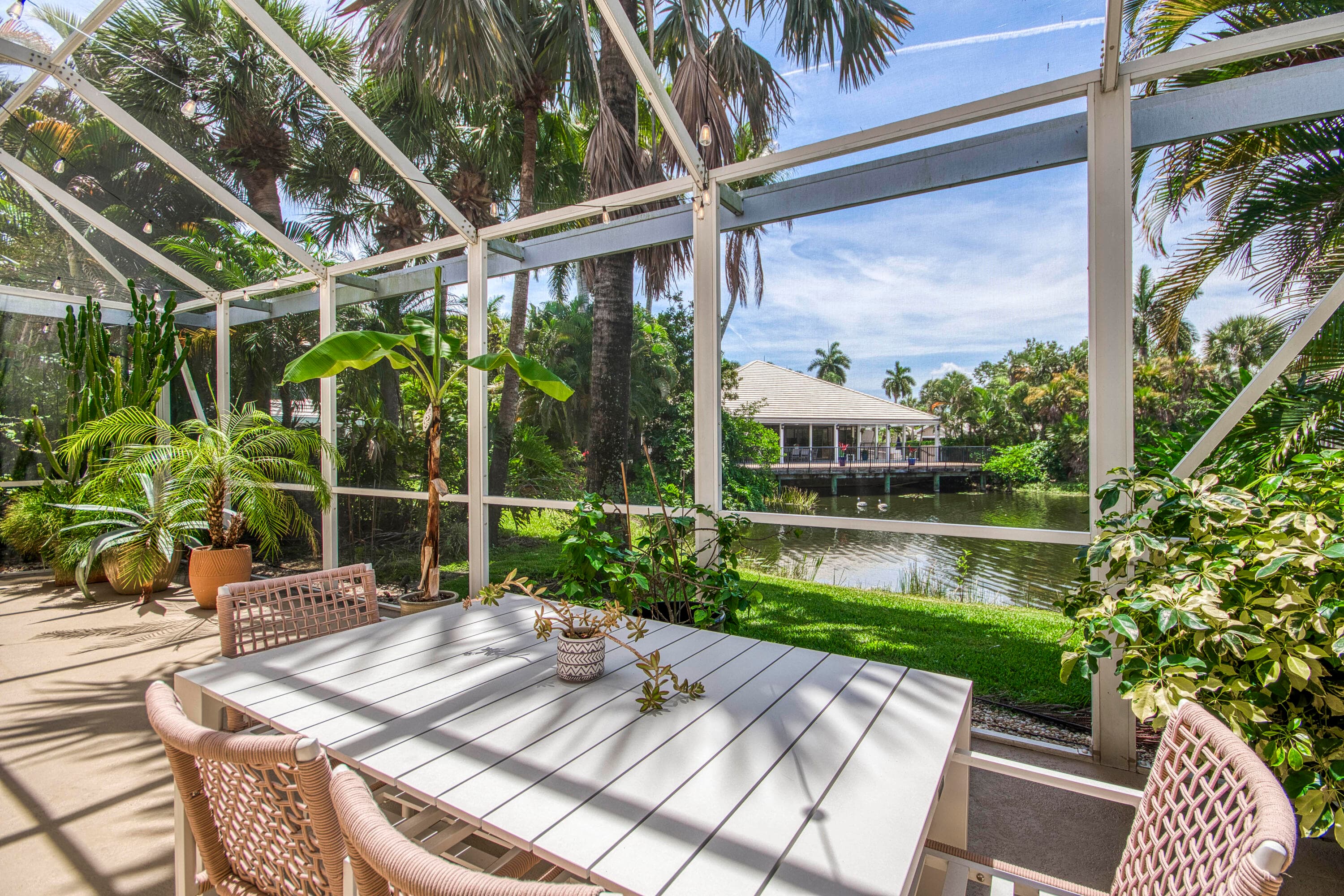 264 Canterbury Drive W, Palm Beach Gardens, FL 33418 — photo 15 of 40