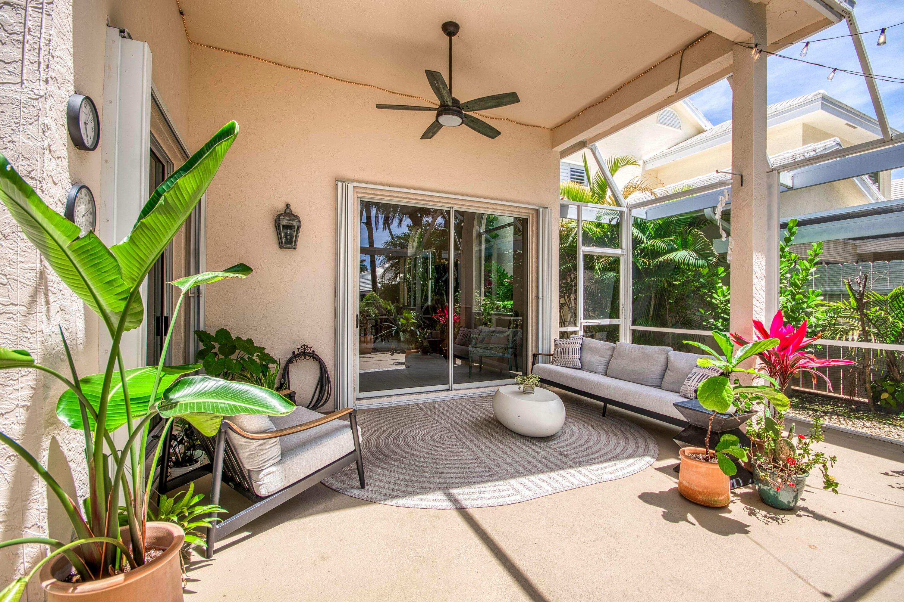 264 Canterbury Drive W, Palm Beach Gardens, FL 33418 — photo 17 of 40