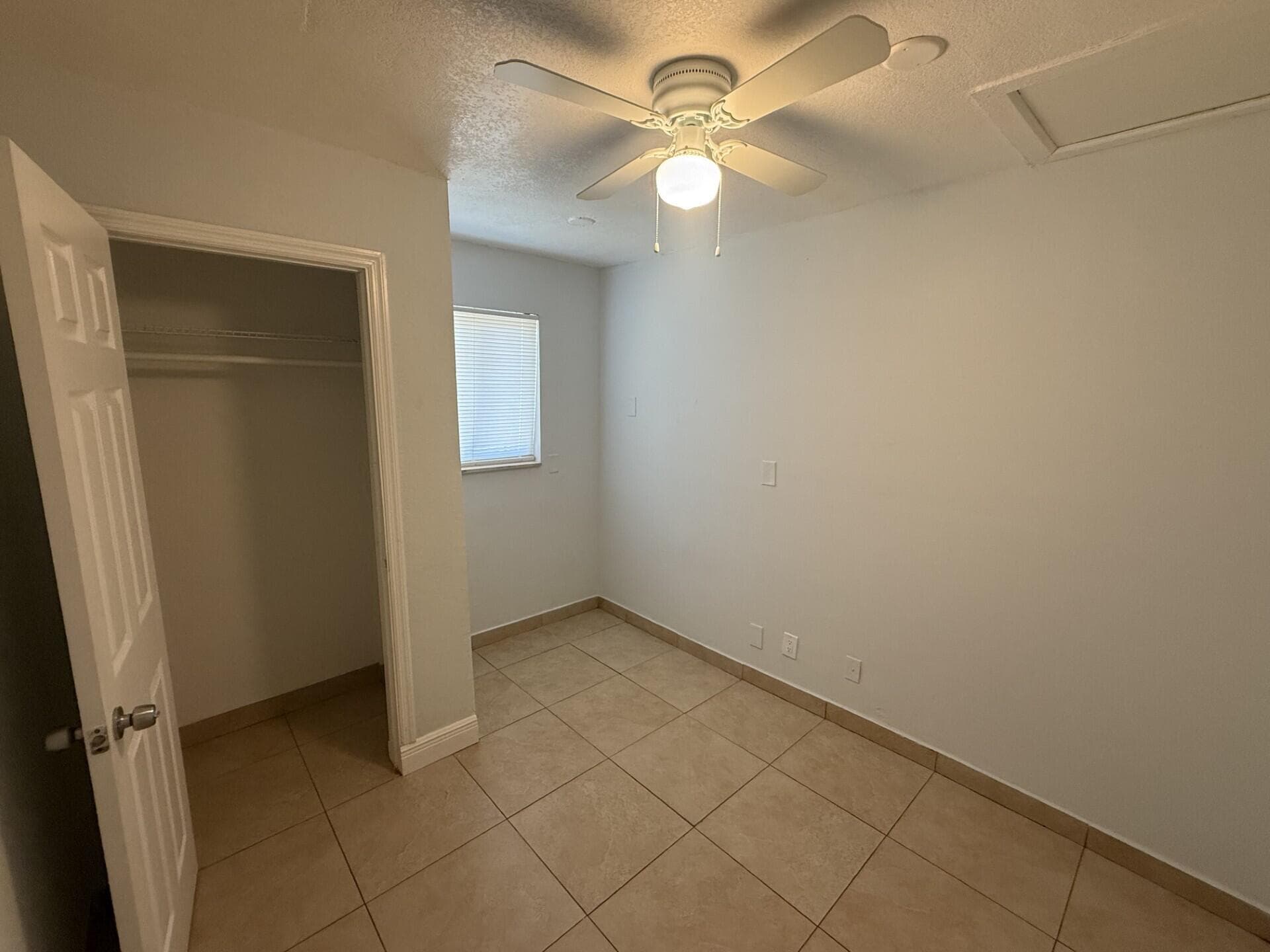 2820 Avenue S 12, Riviera Beach, FL 33404 — photo 7 of 9