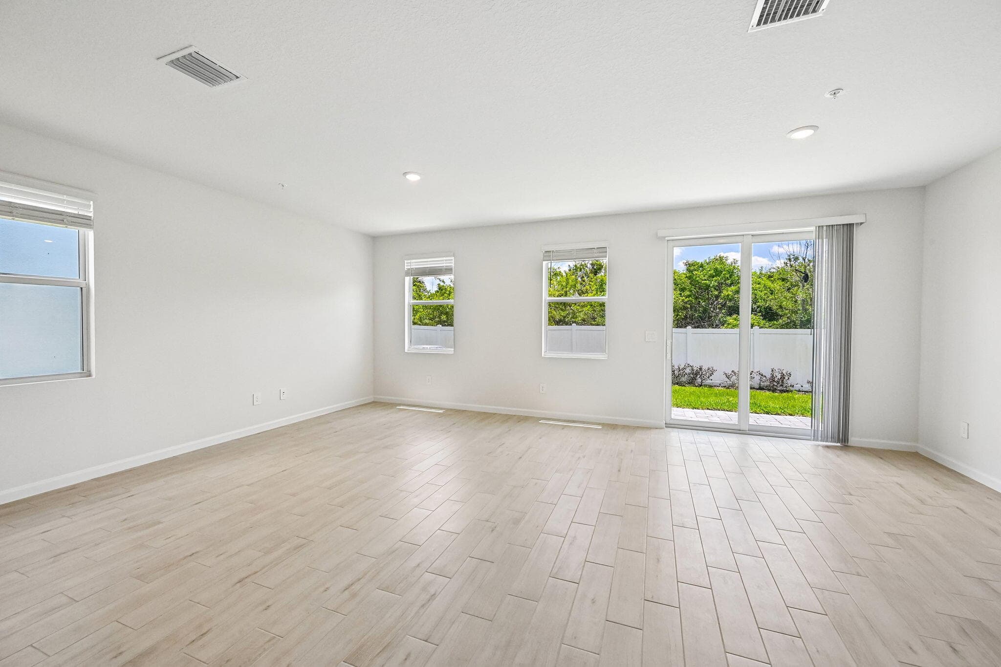 602 Salisbury Circle, Fort Pierce, FL 34982 — photo 13 of 29