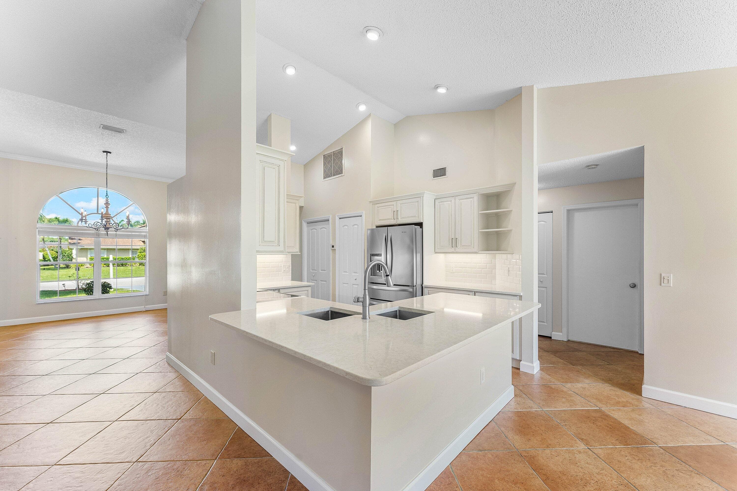 13053 Meadowbreeze Drive, Wellington, FL 33414 — photo 23 of 88