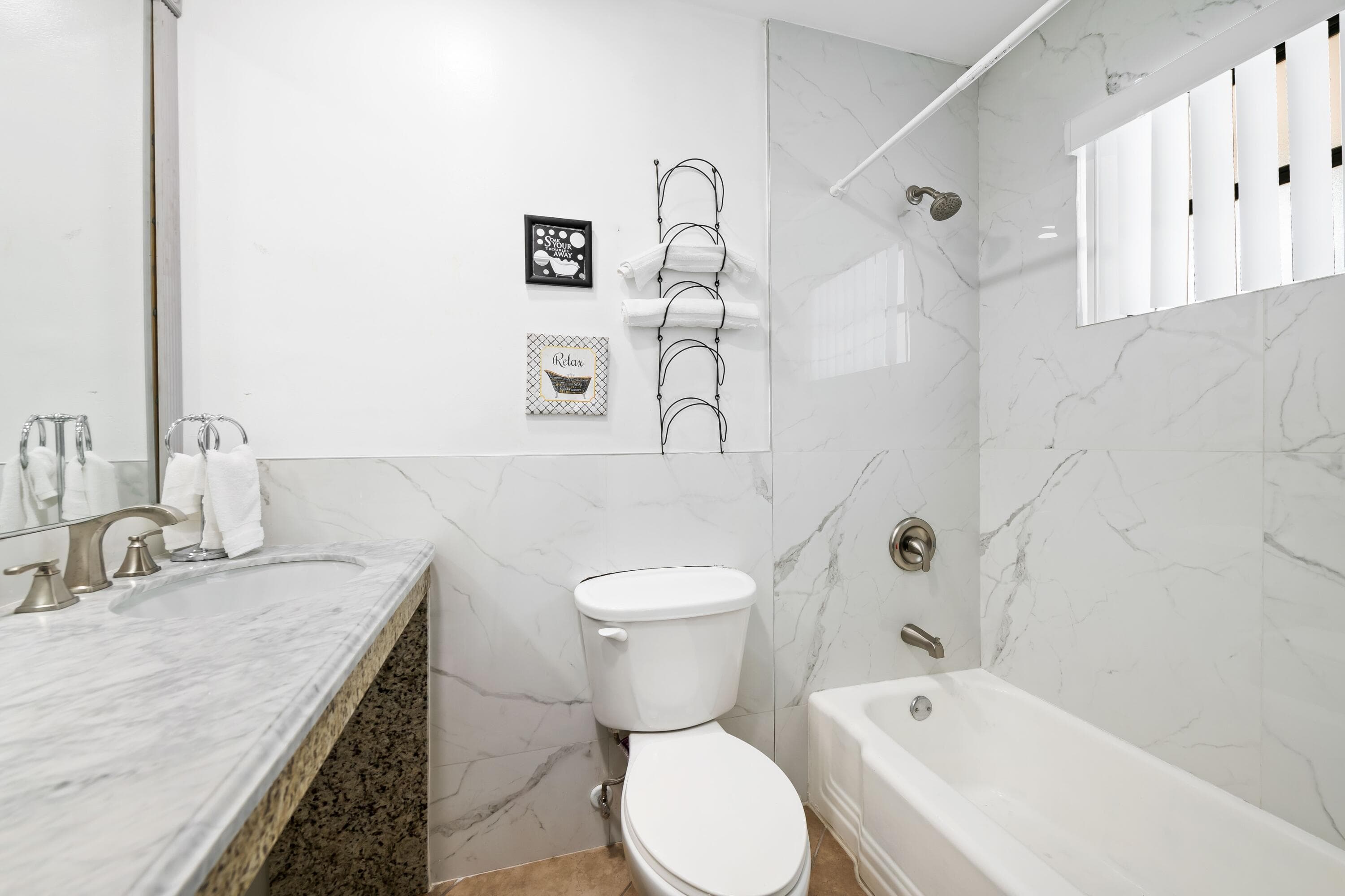 2300 NE 12th Avenue, Pompano Beach, FL 33064 — photo 16 of 26
