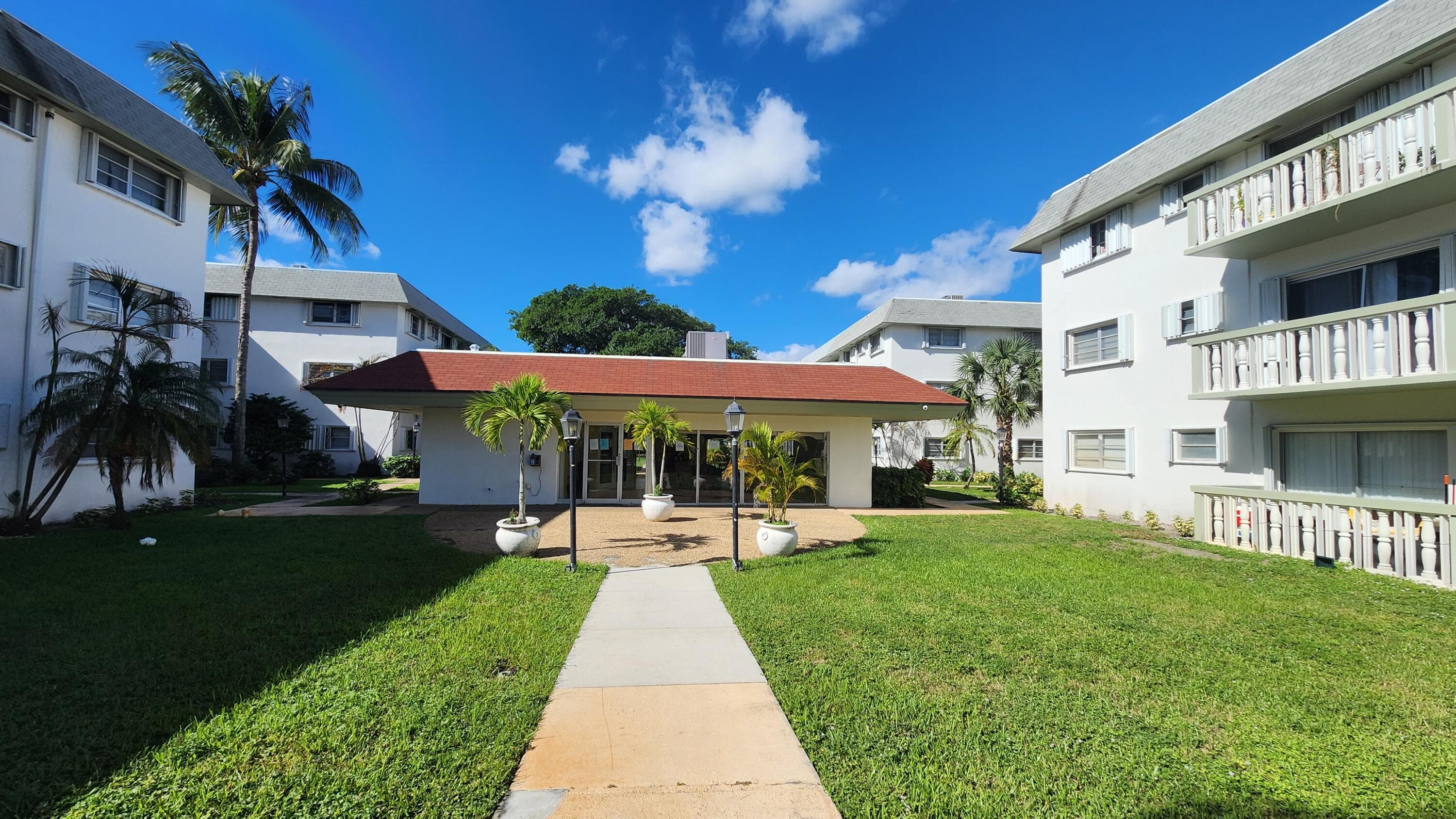 15221 NE 6th Avenue A210, Miami, FL 33162 — photo 16 of 19