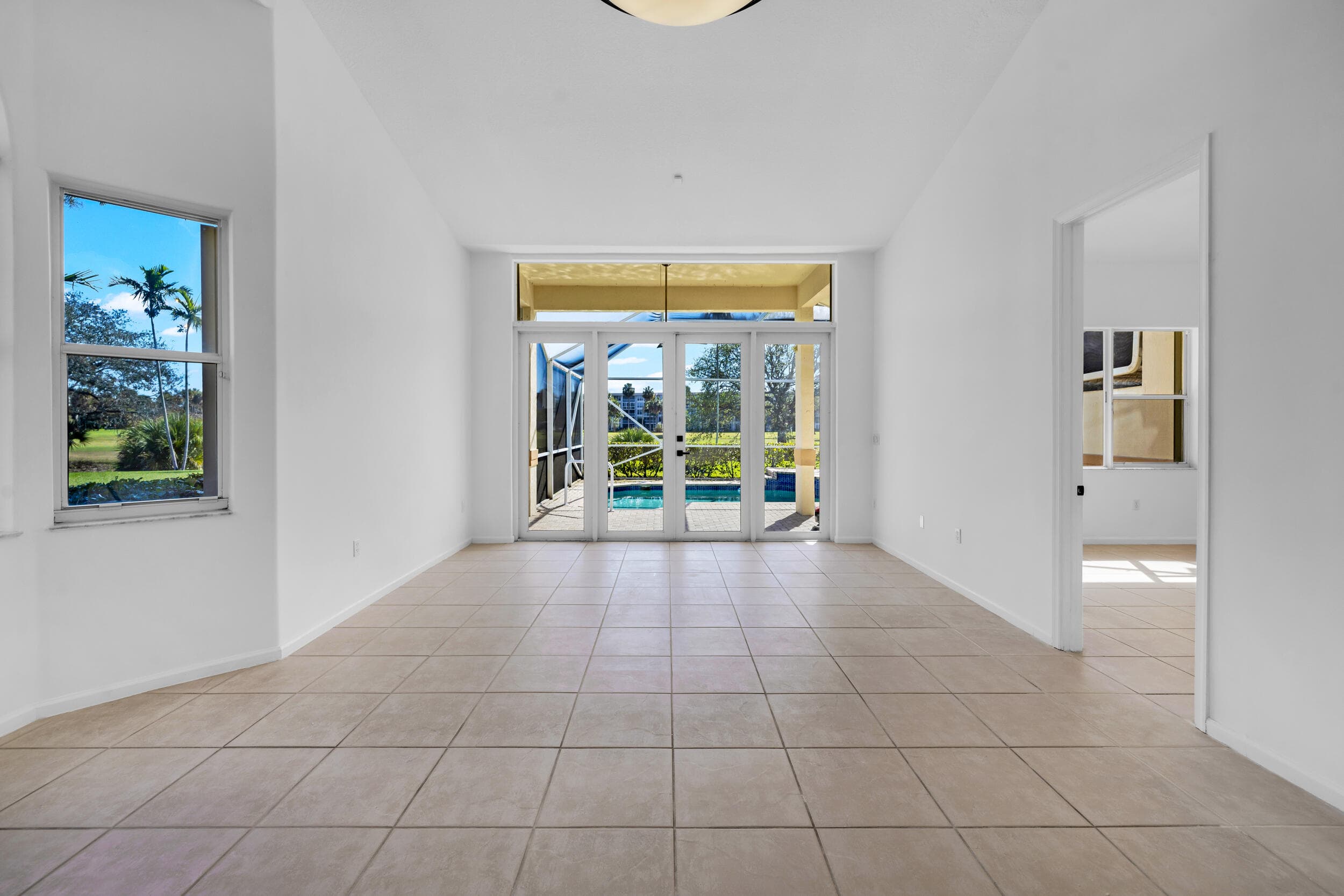 608 W Palm Aire Drive 608, Pompano Beach, FL 33069 — photo 4 of 14