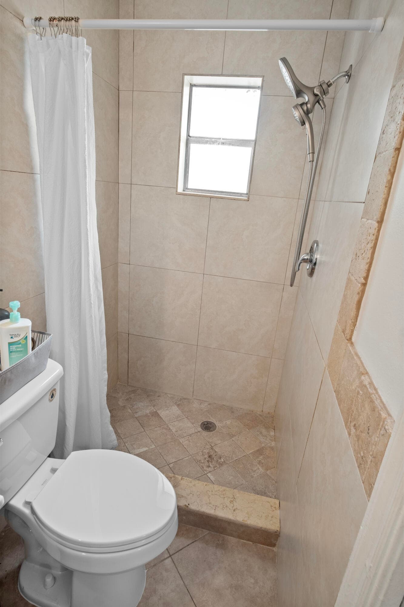 803 NE 2nd Avenue, Delray Beach, FL 33444 — photo 10 of 13
