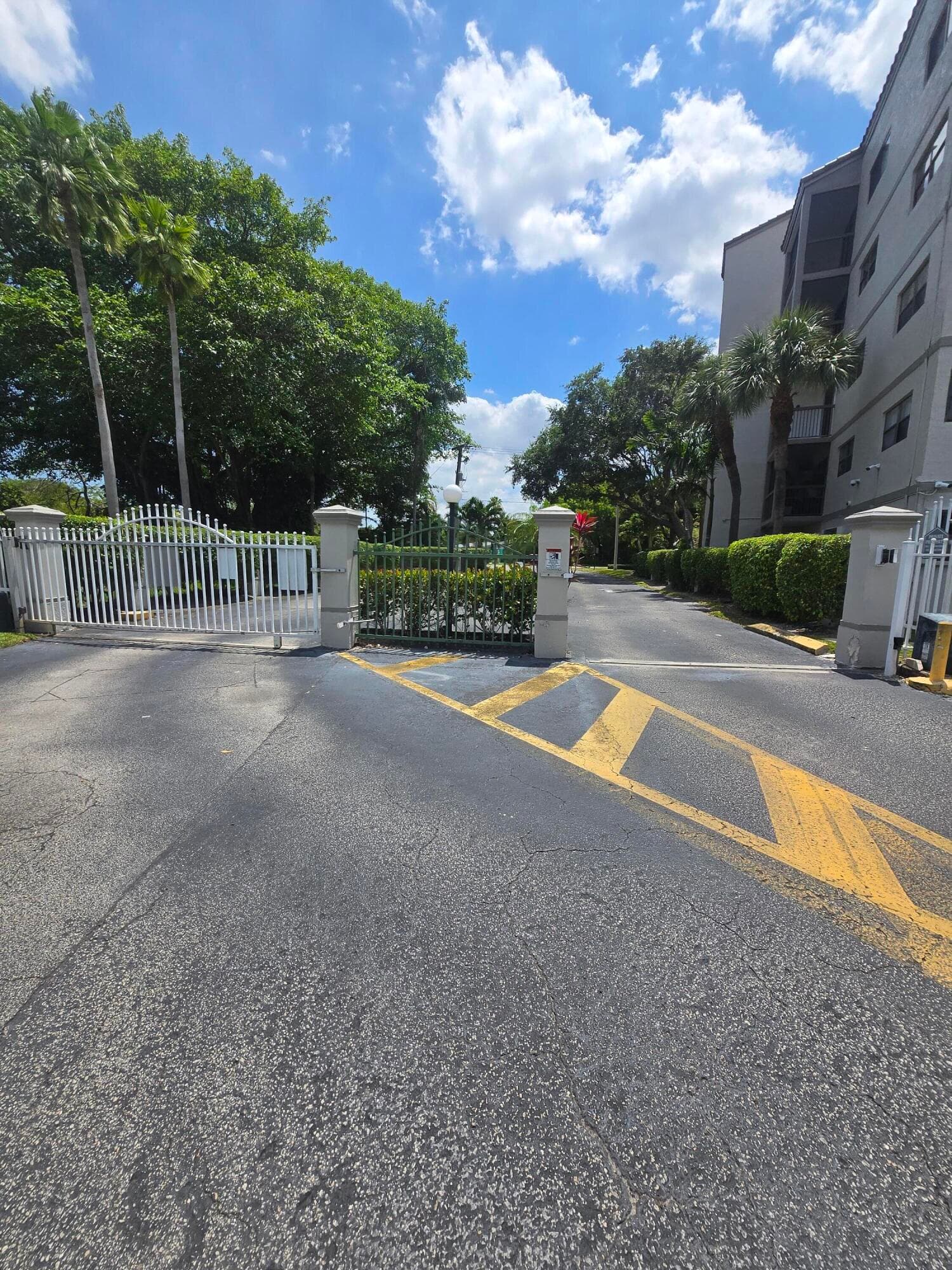 701 NW 19th Street 408, Fort Lauderdale, FL 33311 — photo 15 of 19