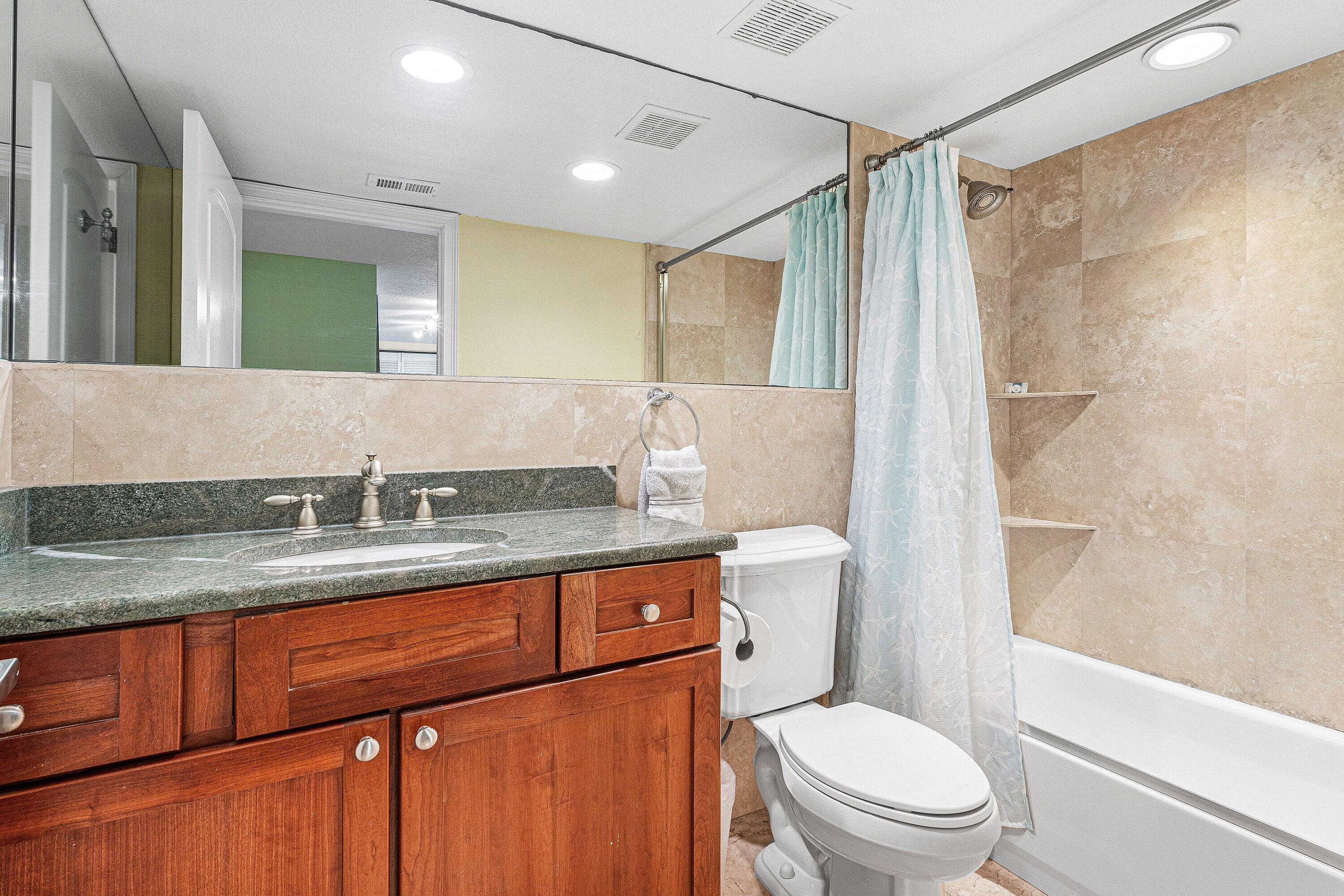 2080 E Hillsboro Boulevard 407, Deerfield Beach, FL 33441 — photo 26 of 39