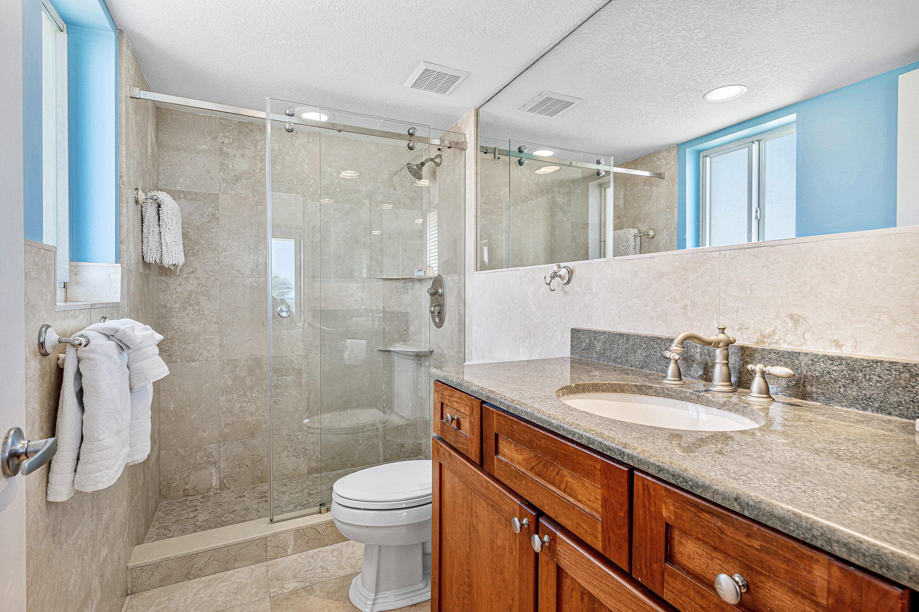 2080 E Hillsboro Boulevard 407, Deerfield Beach, FL 33441 — photo 23 of 39