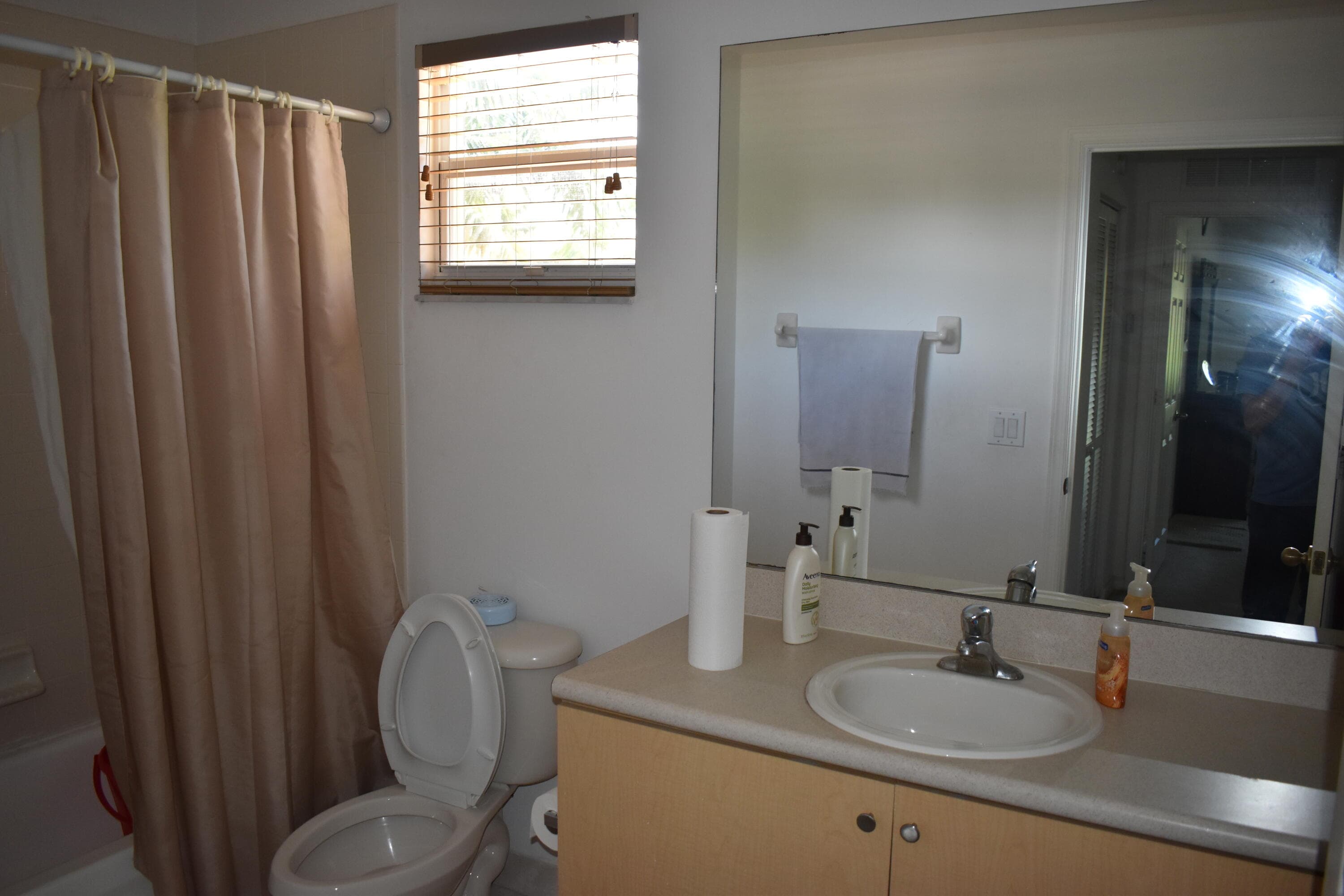 1043 Imperial Lake Road, Lake Belvedere Estates, FL 33413 — photo 10 of 14