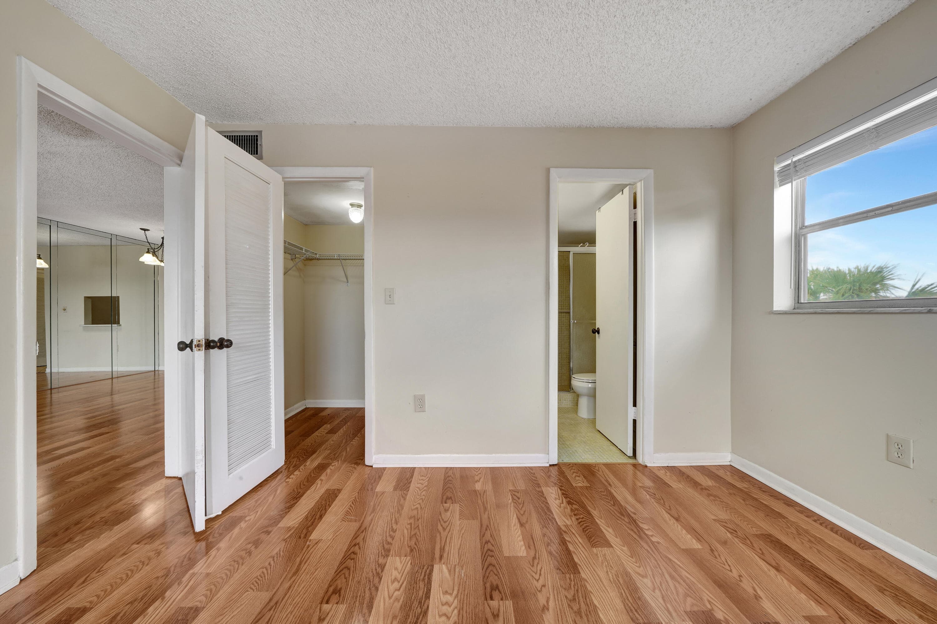 8435 Sunrise Lakes Boulevard 301, Sunrise, FL 33322 — photo 21 of 53