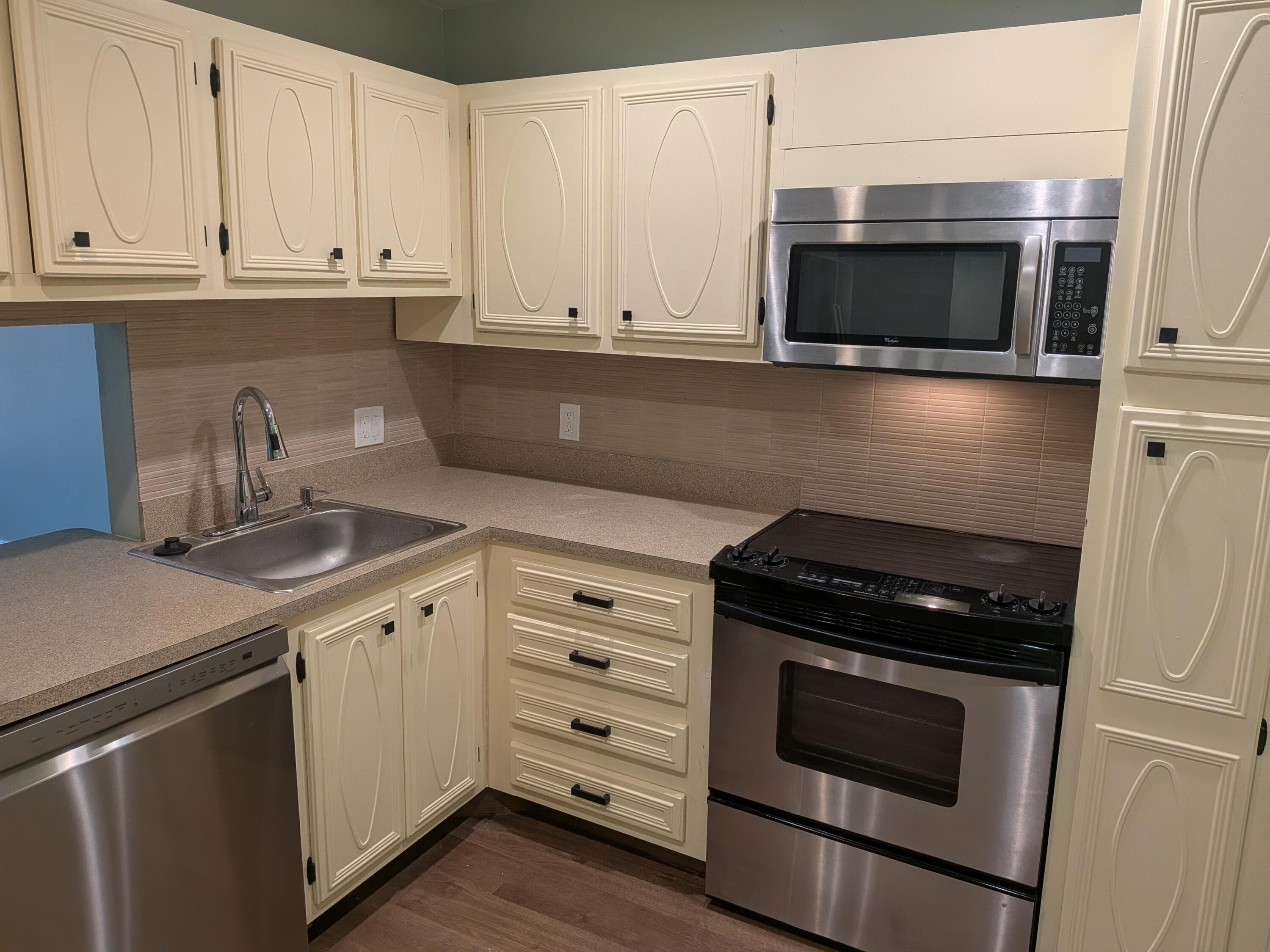 8901 N New River Canal Road 22w, Plantation, FL 33324 — photo 3 of 17