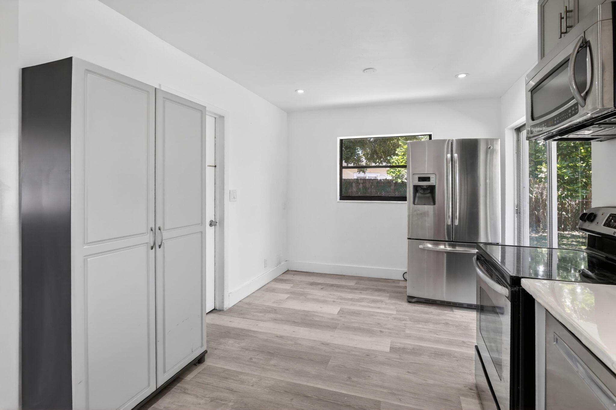 5804 NW 14th Street, Sunrise, FL 33313 — photo 15 of 45