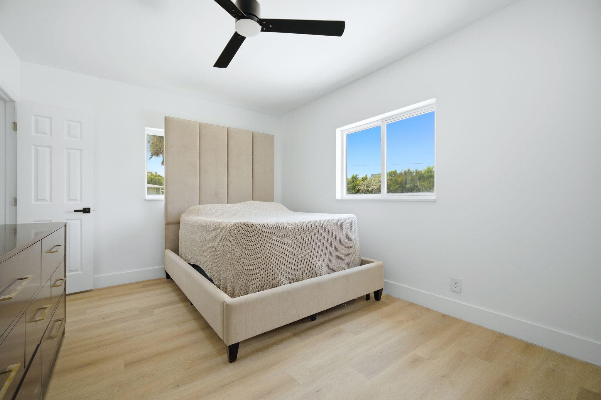 310 NW 4th Avenue, Deerfield Beach, FL 33441 — photo 16 of 24