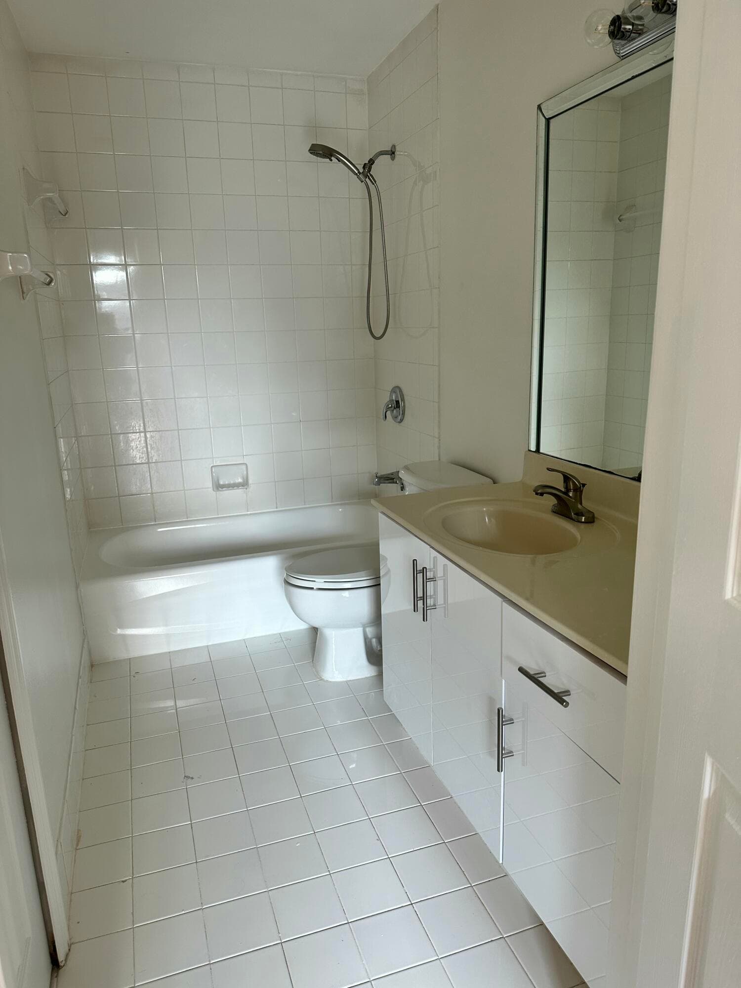 7085 Nova Drive 320, Davie, FL 33317 — photo 11 of 17