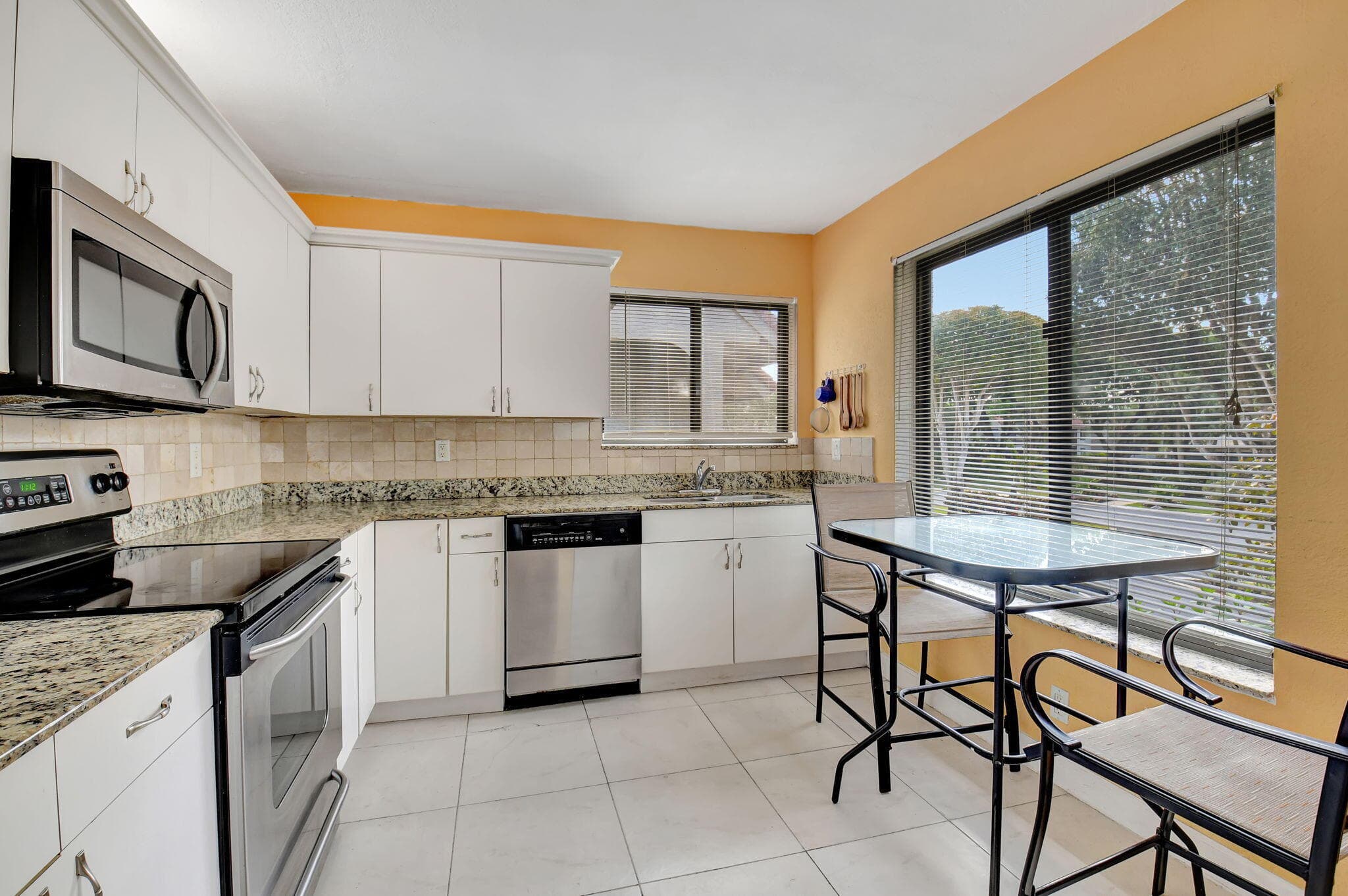 5715 Fairway Park Drive 201, Boynton Beach, FL 33437 — photo 3 of 37