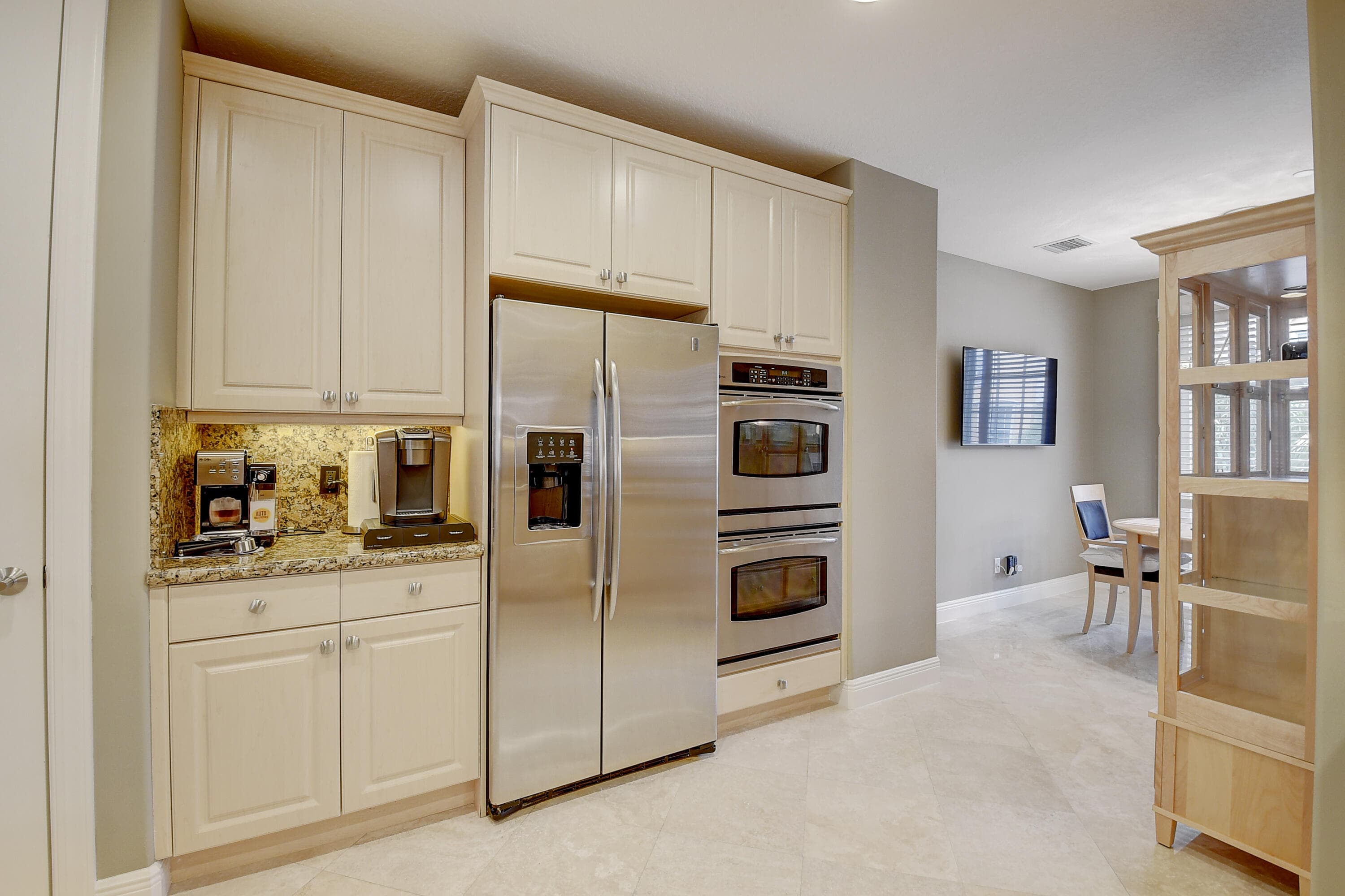5645 NE Trieste Way, Boca Raton, FL 33487 — photo 14 of 36