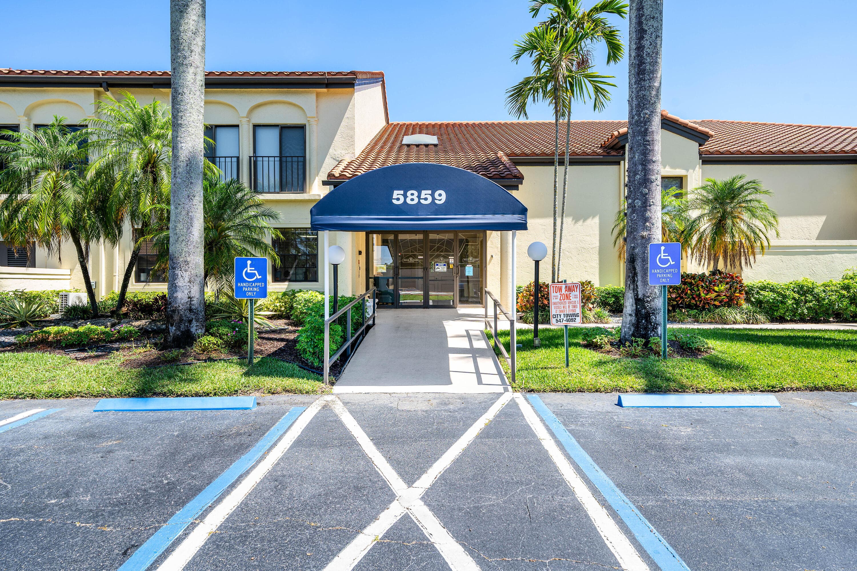 10069 Andrea Lane A, Boynton Beach, FL 33437 — photo 35 of 39