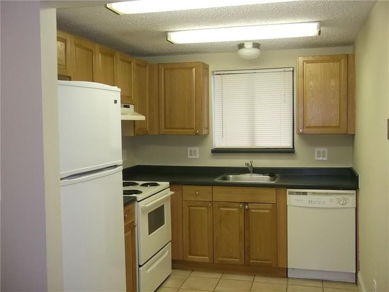 1245 S Flagler Avenue S 303, Pompano Beach, FL 33060 — photo 3 of 15