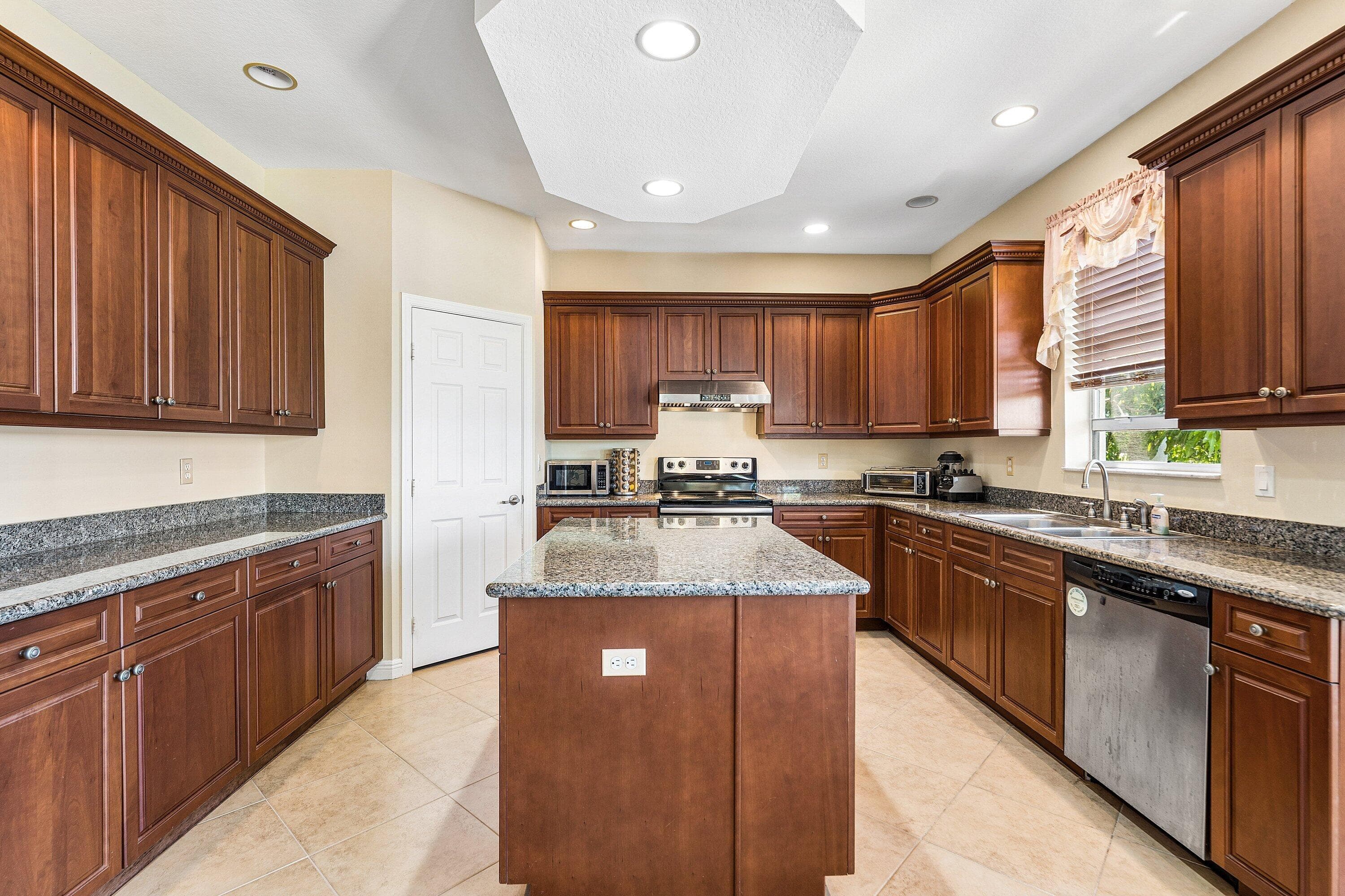 2709 Shaughnessy Drive, Wellington, FL 33414 — photo 18 of 61