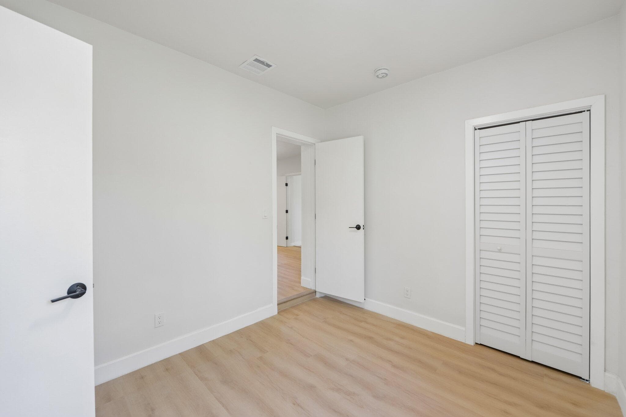 2943 NW 13th Street, Fort Lauderdale, FL 33311 — photo 15 of 31