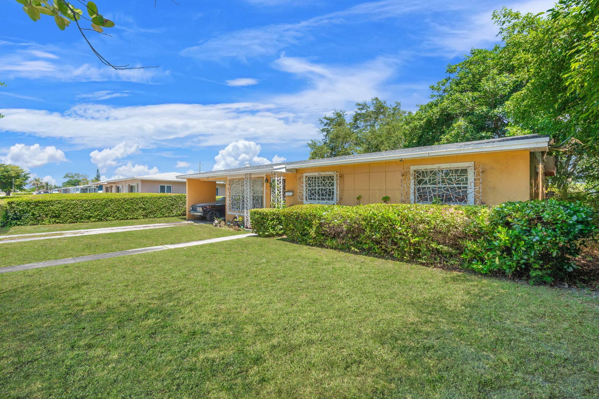 1261 NW 172nd Street, Miami Gardens, FL 33169 — photo 3 of 23