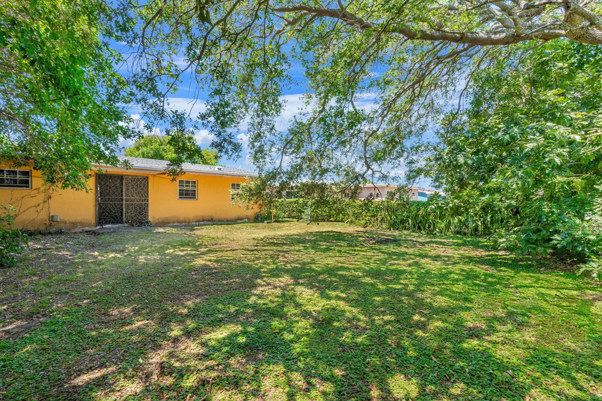 1261 NW 172nd Street, Miami Gardens, FL 33169 — photo 13 of 23