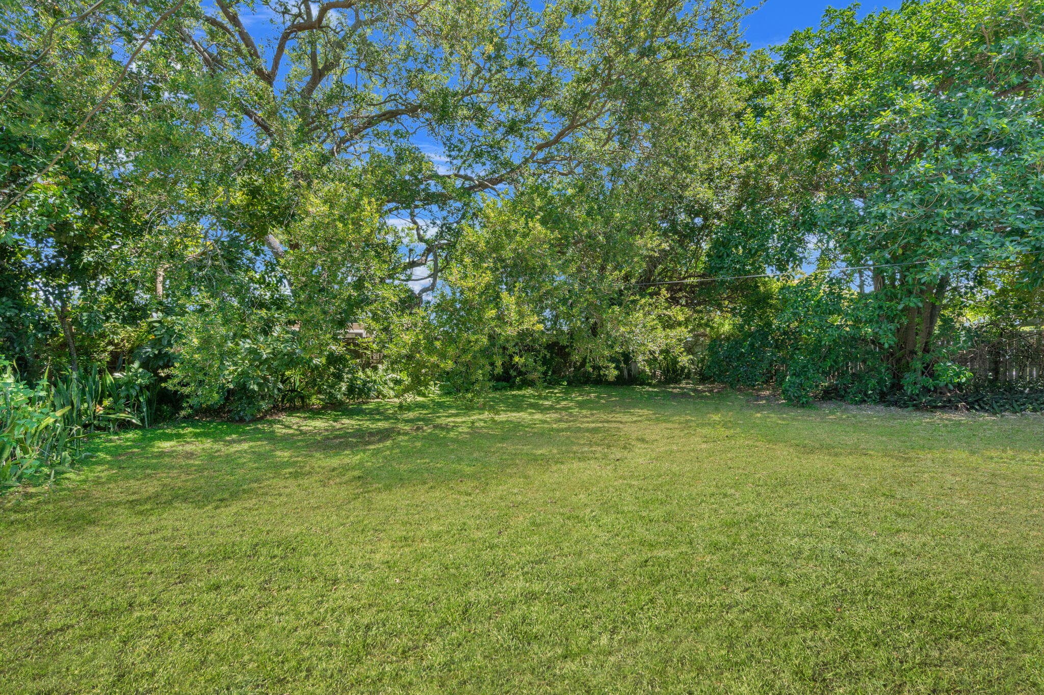 1261 NW 172nd Street, Miami Gardens, FL 33169 — photo 14 of 23
